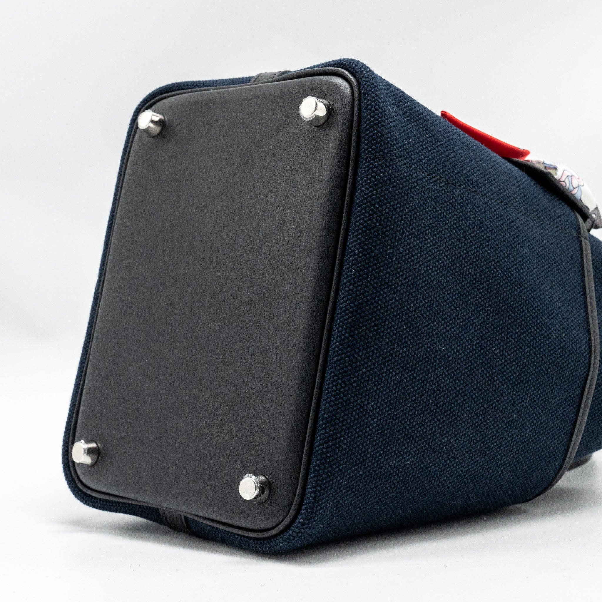 HERMES CARGO PICOTIN 18 LOCK BAG CANVAS/SWIFT BLEU MARINE/BLACK SHW
