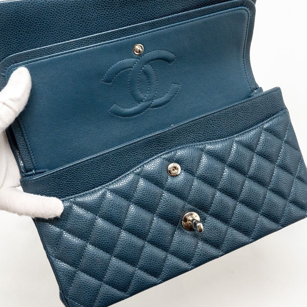 CHANNEL MEDIUM CLASSIC DOUBLE FLAP BAG CAVIAR METALLIC DARK BLUE SHW