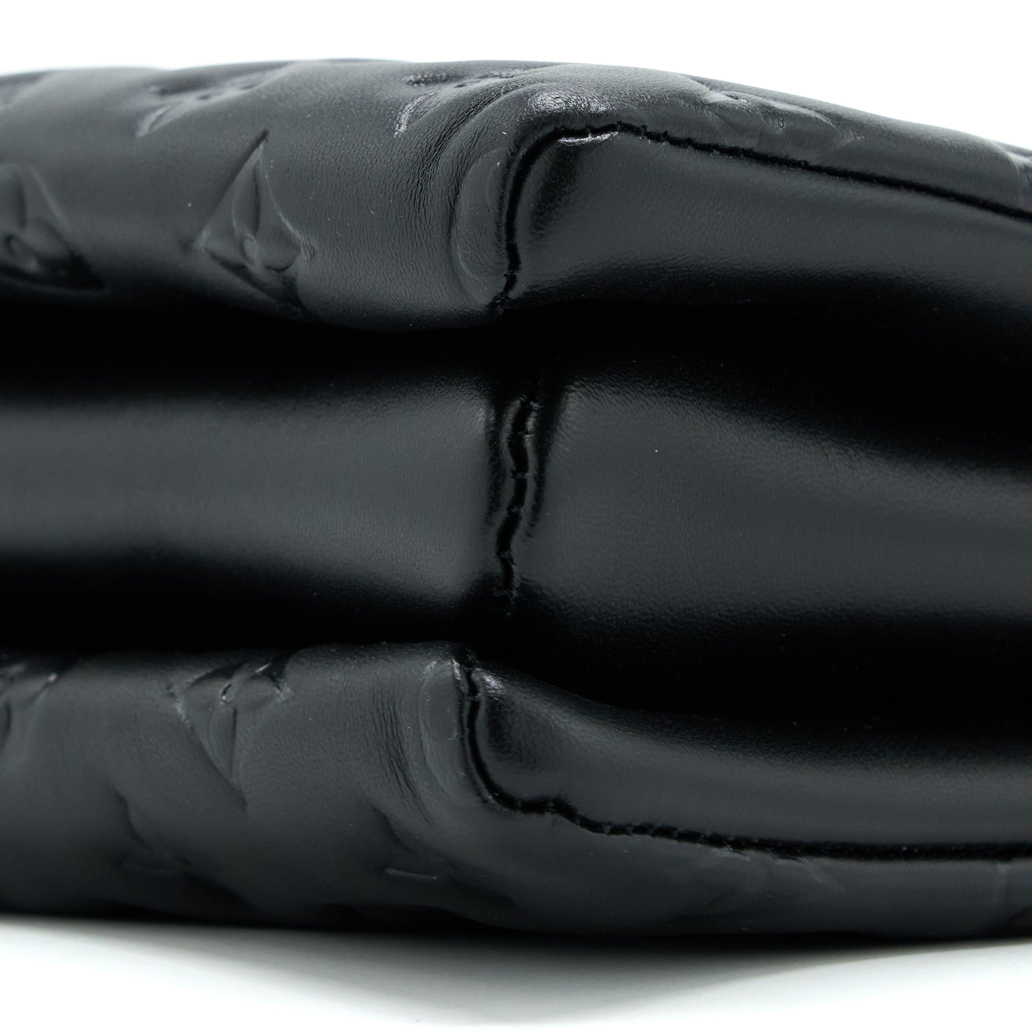 LOUIS VUITTON COUSSIN PM LAMBSKIN BLACK GHW (NEW VERISON)