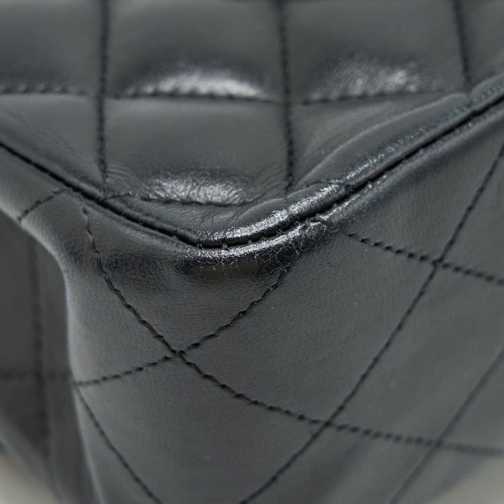 CHANEL MEDIUM CLASSIC FLAP BAG LAMBSKIN BLACK SHW