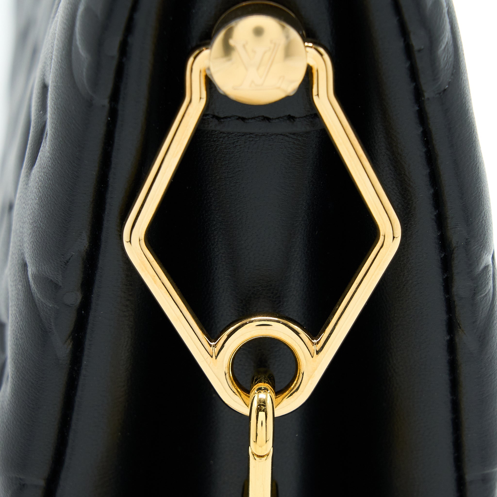 LOUIS VUITTON COUSSIN PM LAMBSKIN BLACK GHW (NEW VERISON)