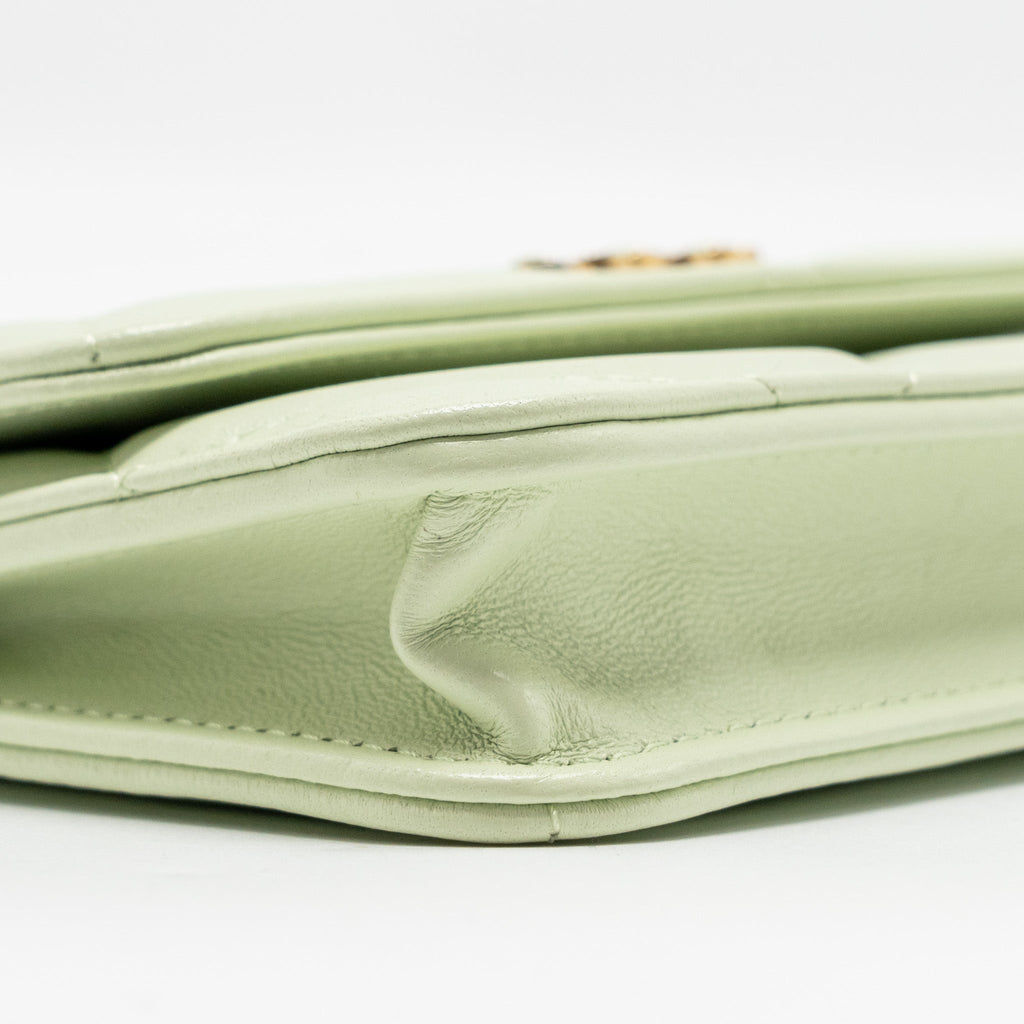 CHANEL 19 MINI CLUTCH WITH CHAIN LAMBSKIN LIGHT GREEN MULTICOLOUR HARDWARE