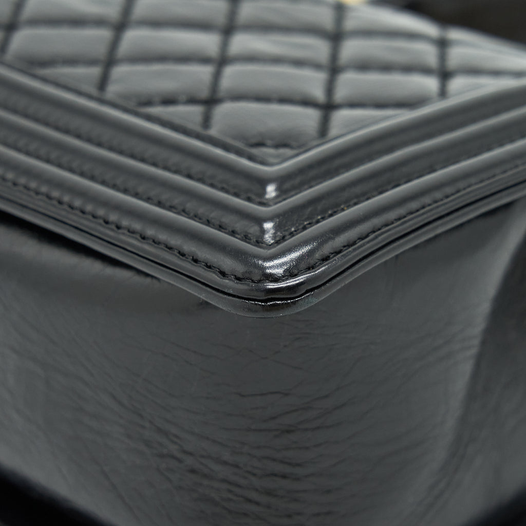 CHANEL MEDIUM BOY BAG CALFSKIN BLACK GHW