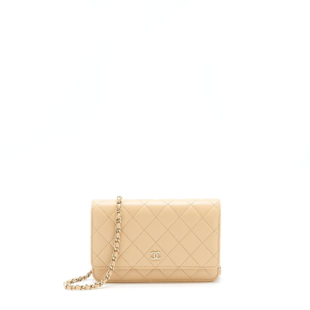 CHANEL CLASSIC WALLET ON CHAIN LAMBSKIN BEIGE LGHW（MICROCHIP）