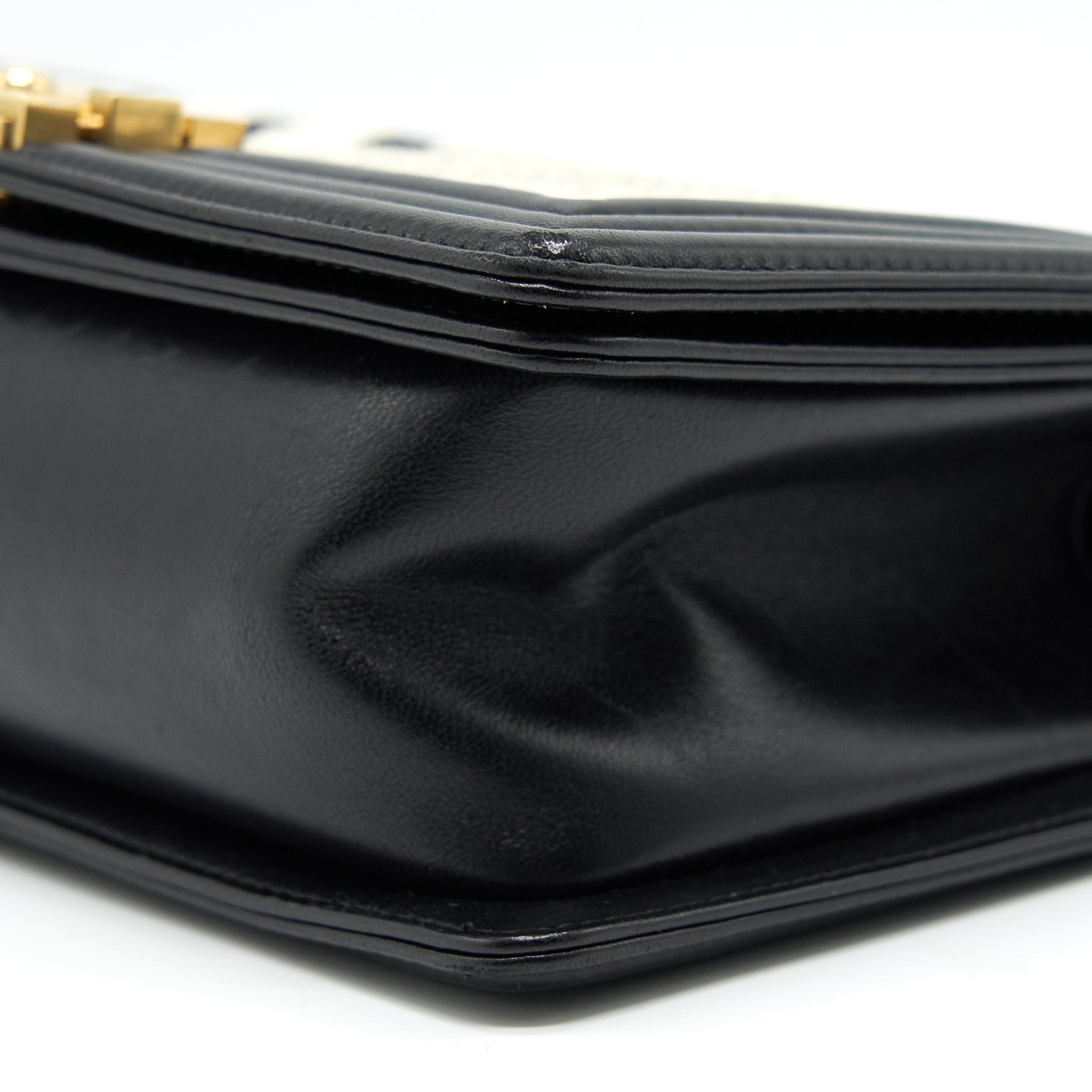 CHANEL TWEED MEDIUM LE BOY CHEVRON BLACK AND WHITE GHW