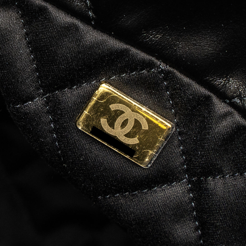 CHANEL SMALL 22 BAG SHINY CALFSKIN BLACK GHW (MICROCHIP)