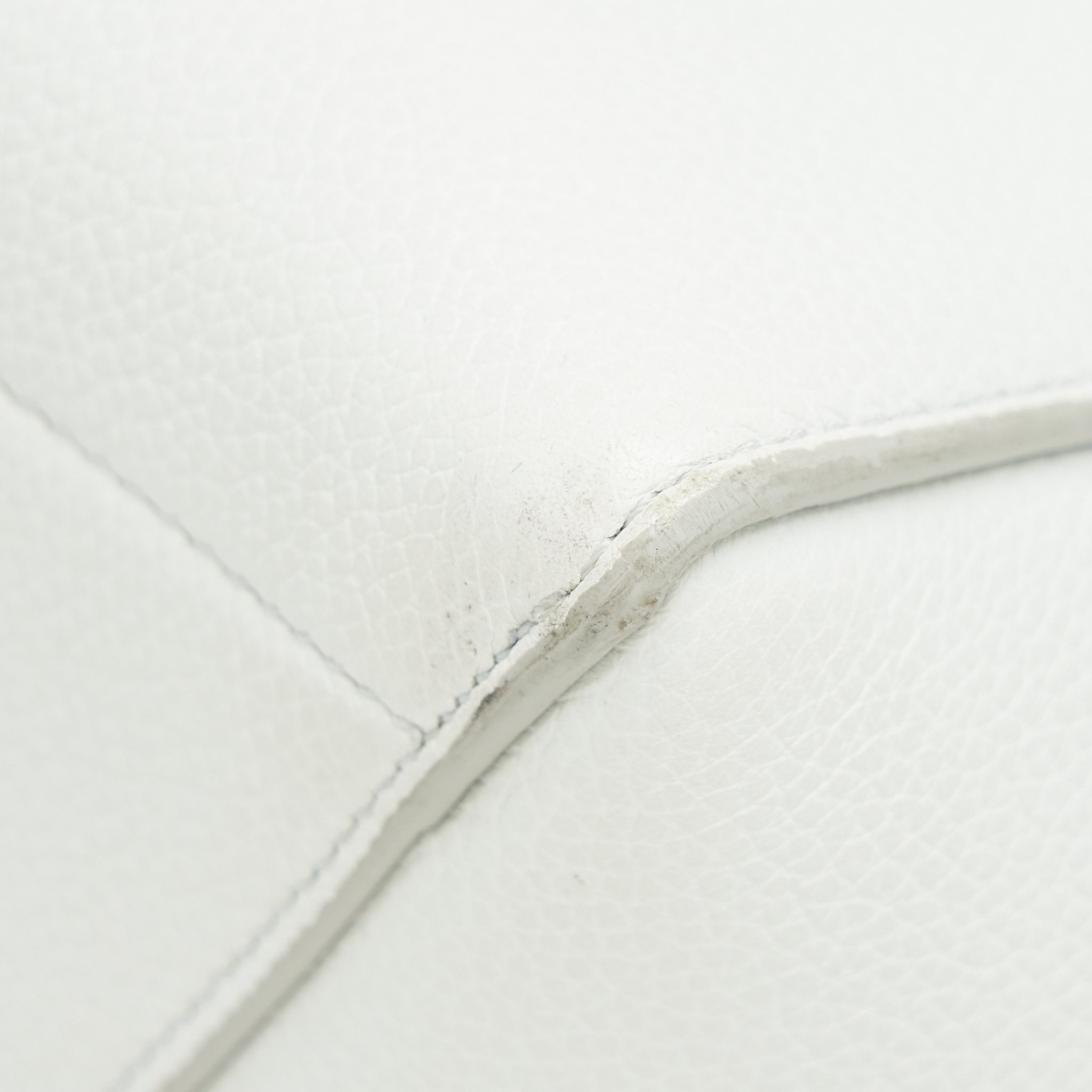 CELINE SANGLE BUCKET BAG IN WHITE