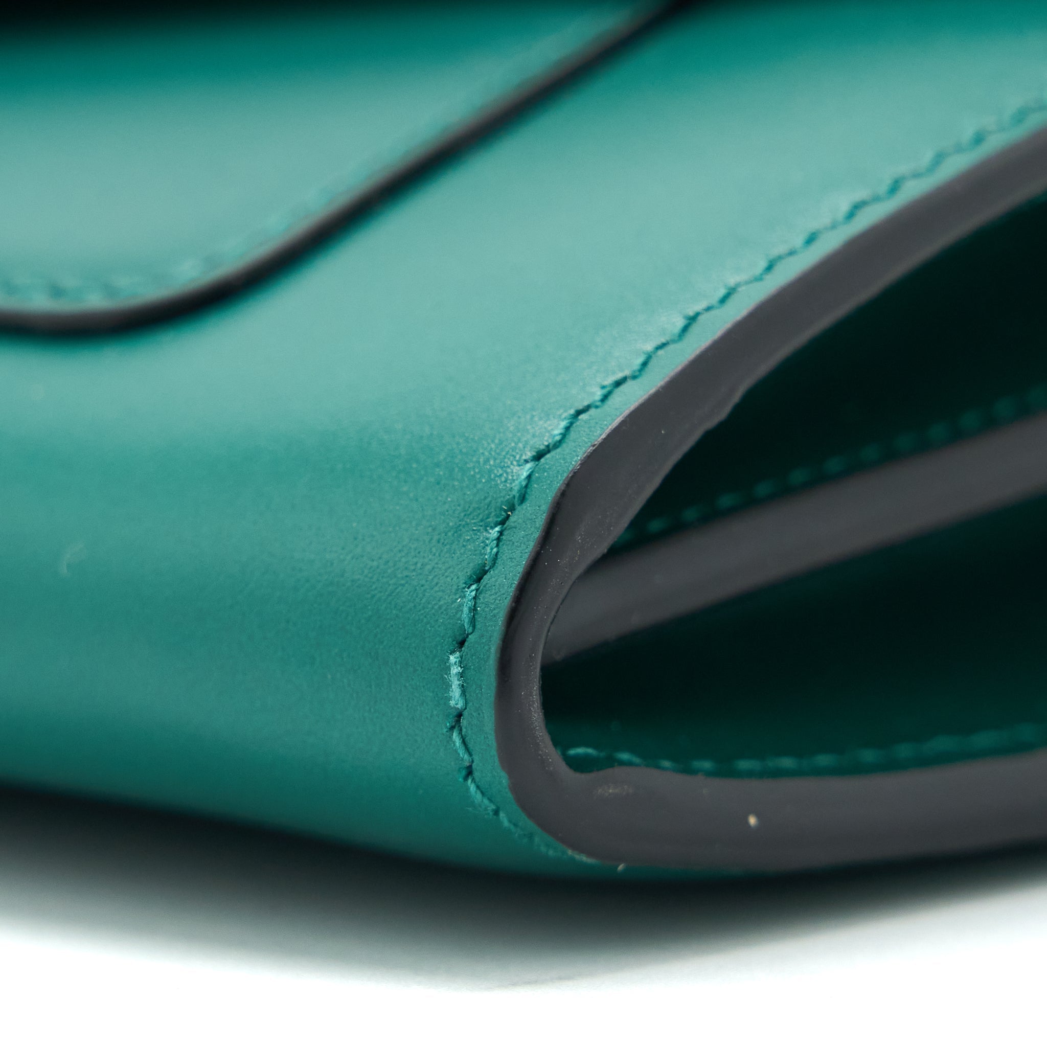 BVLGARI SERPENTI FOREVER WALLET ON CHAIN CALFSKIN GREEN