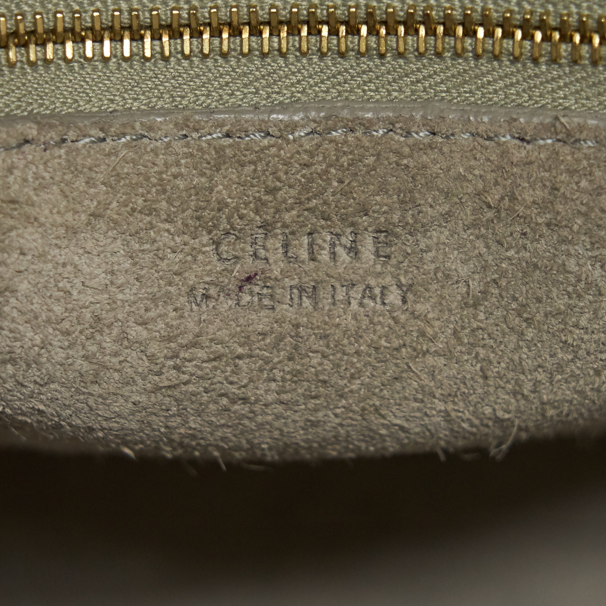 CELINE SANGLE BUCKET BAG IN WHITE