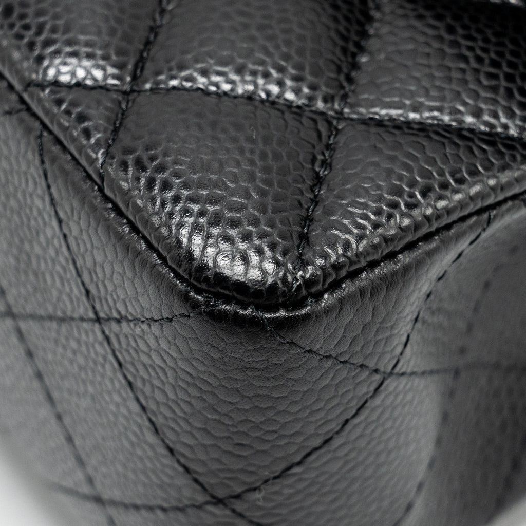 CHANEL SMALL CLASSIC DOUBLE FLAP BAG CAVIAR BLACK GHW