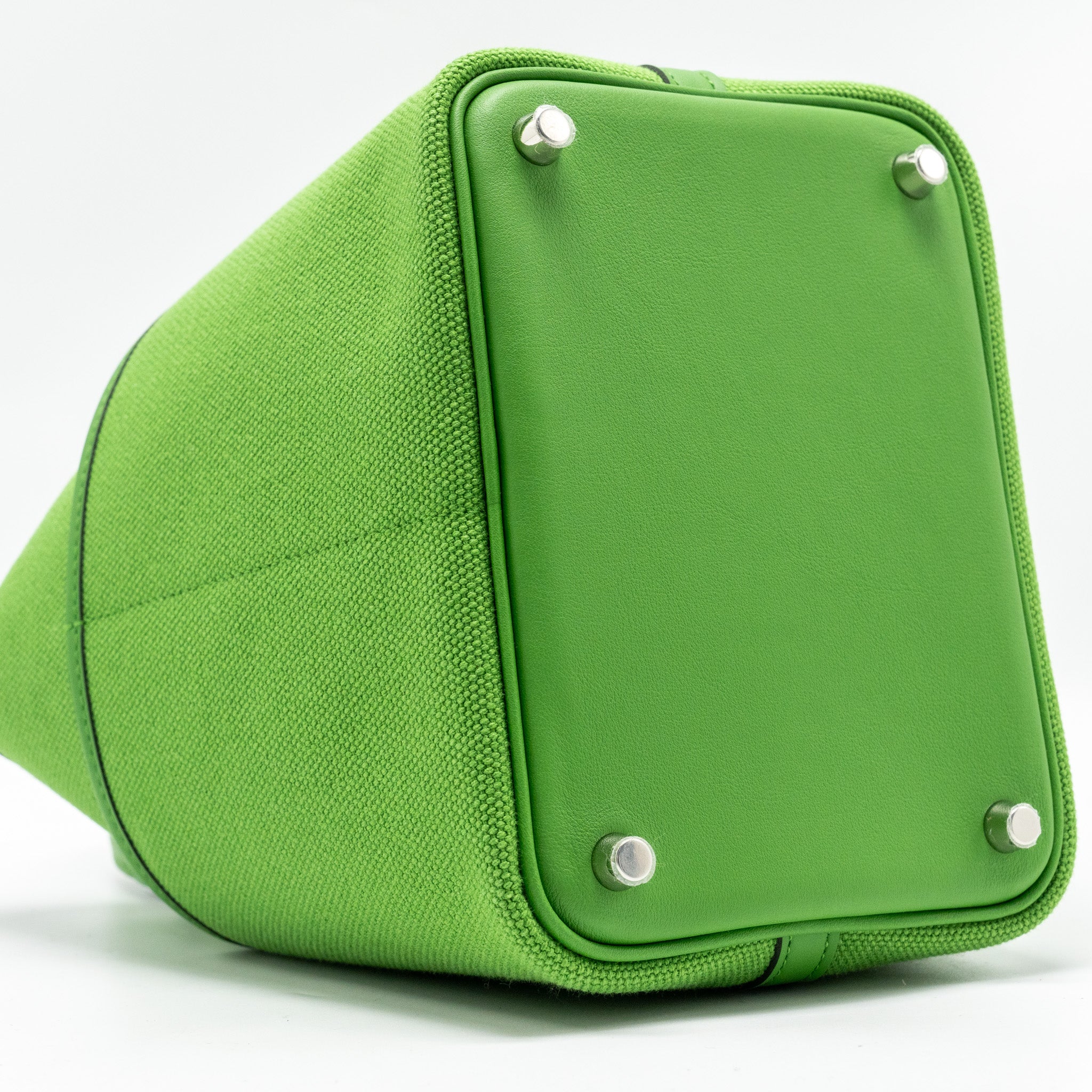 HERMES CARGO PICOTIN 18 LOCK BAG CANVAS/SWIFT VERT YUCCA SHW