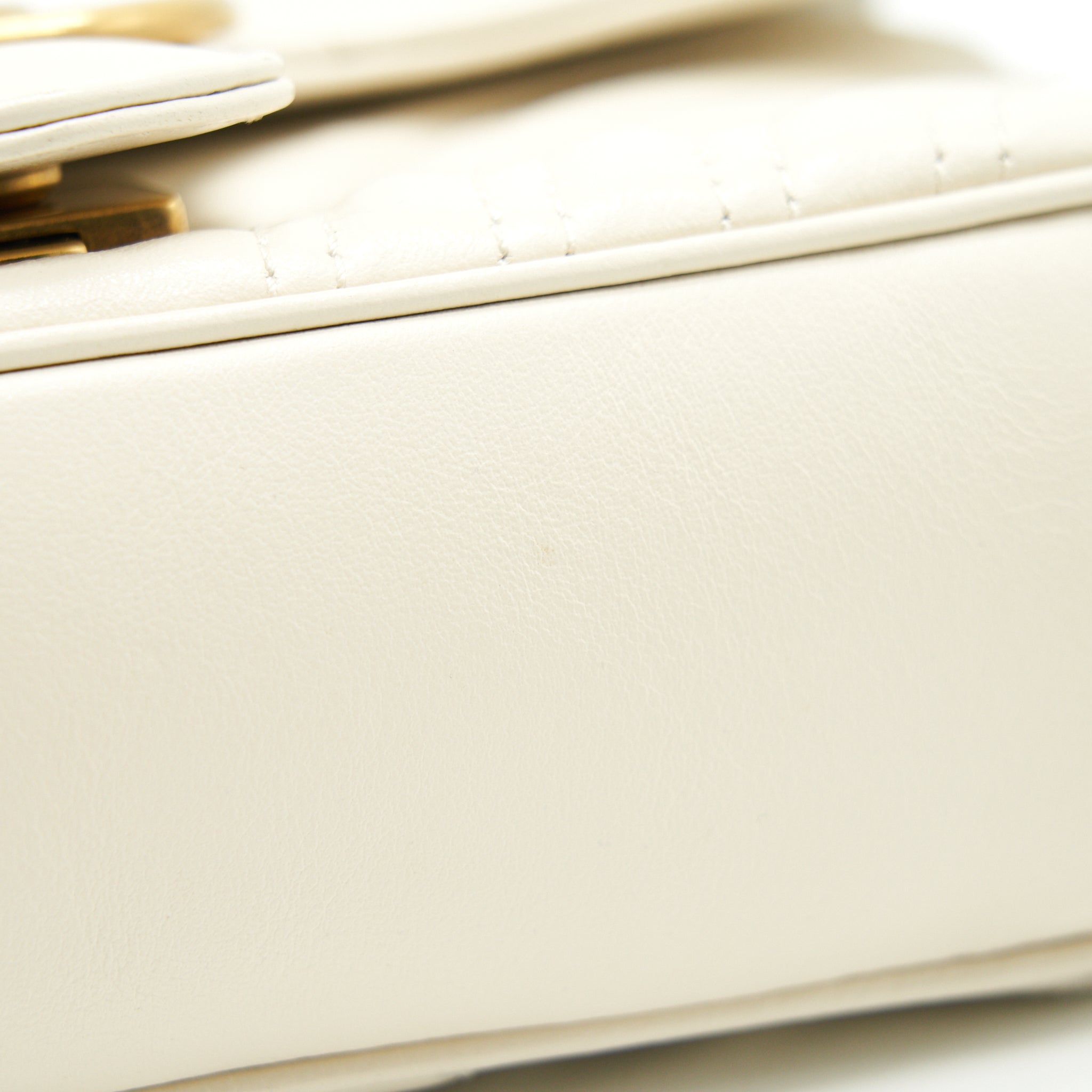 GUCCI GG MINI MARMONT CREAM WHITE
