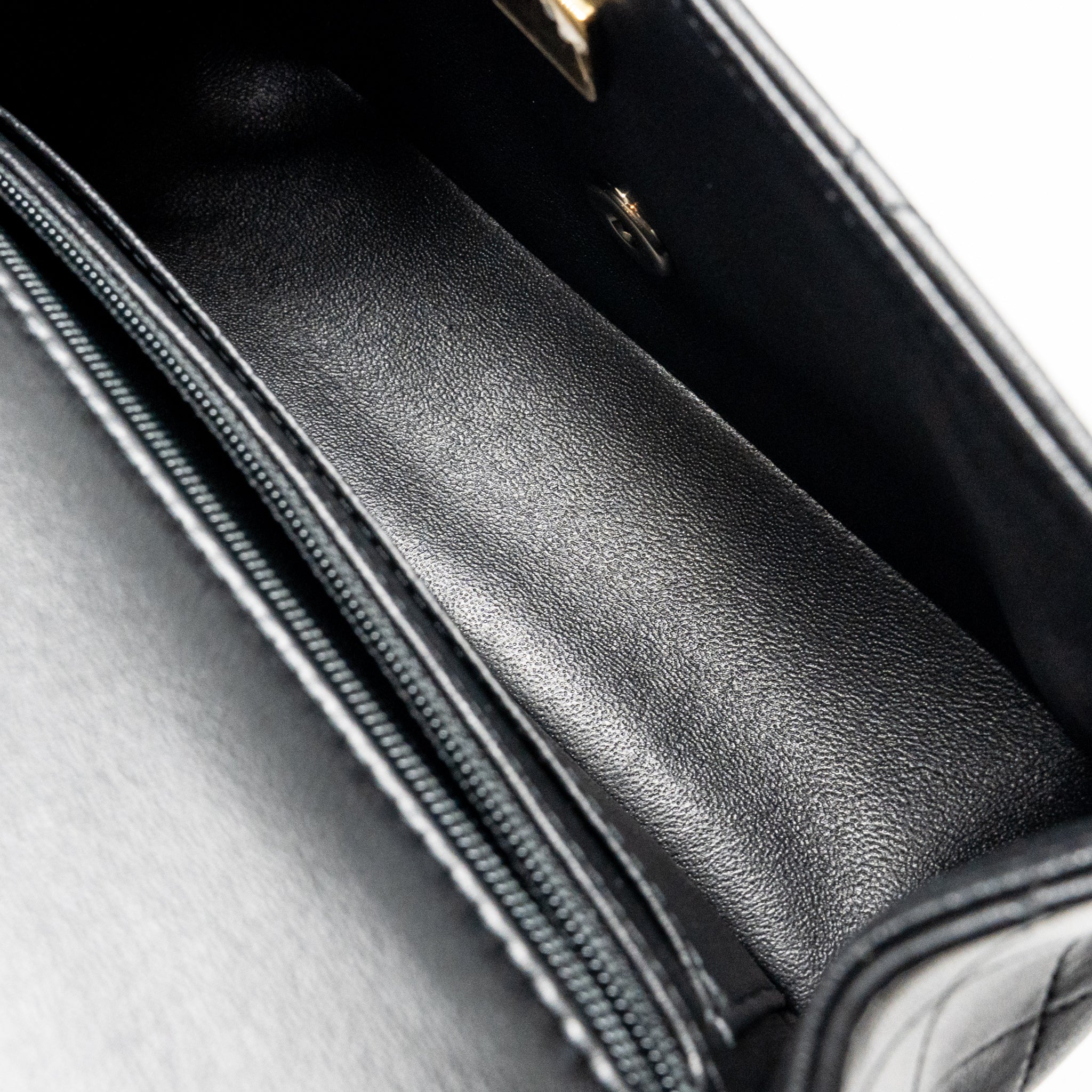 CHANEL TOP HANDLE MINI RECTANGULAR WITH DETAILED CHARM LAMBSKIN BLACK LGHW (MICROCHIP)