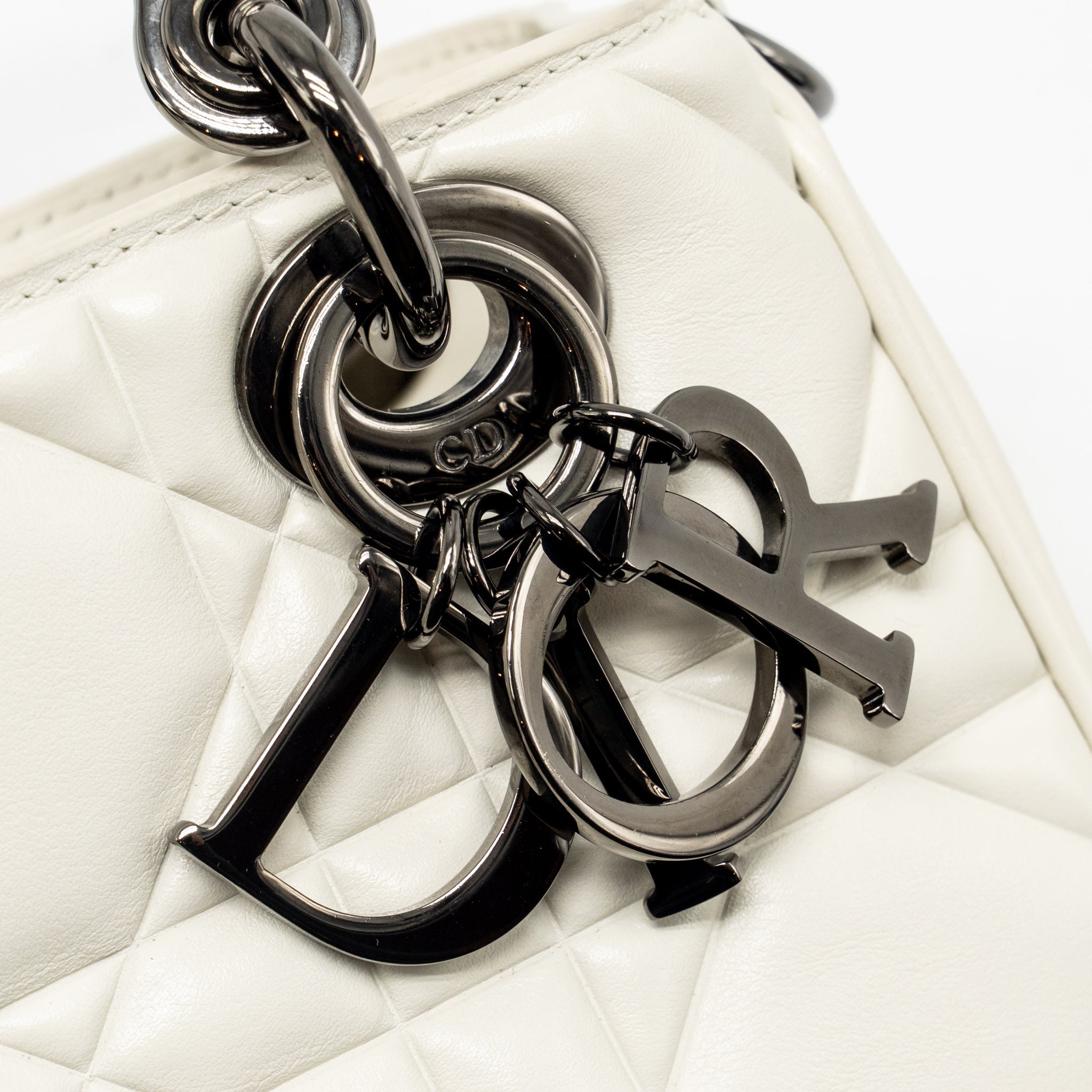 DIOR LADY 95.22 HANDBAG LAMBSKIN WHITE WITH BLACK HARDWARE