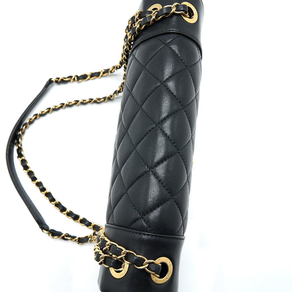 CHANEL SEASONAL QUILTED FLAP BAG CALFKSKIN BLACK MULTICOLOUR HARDWARE