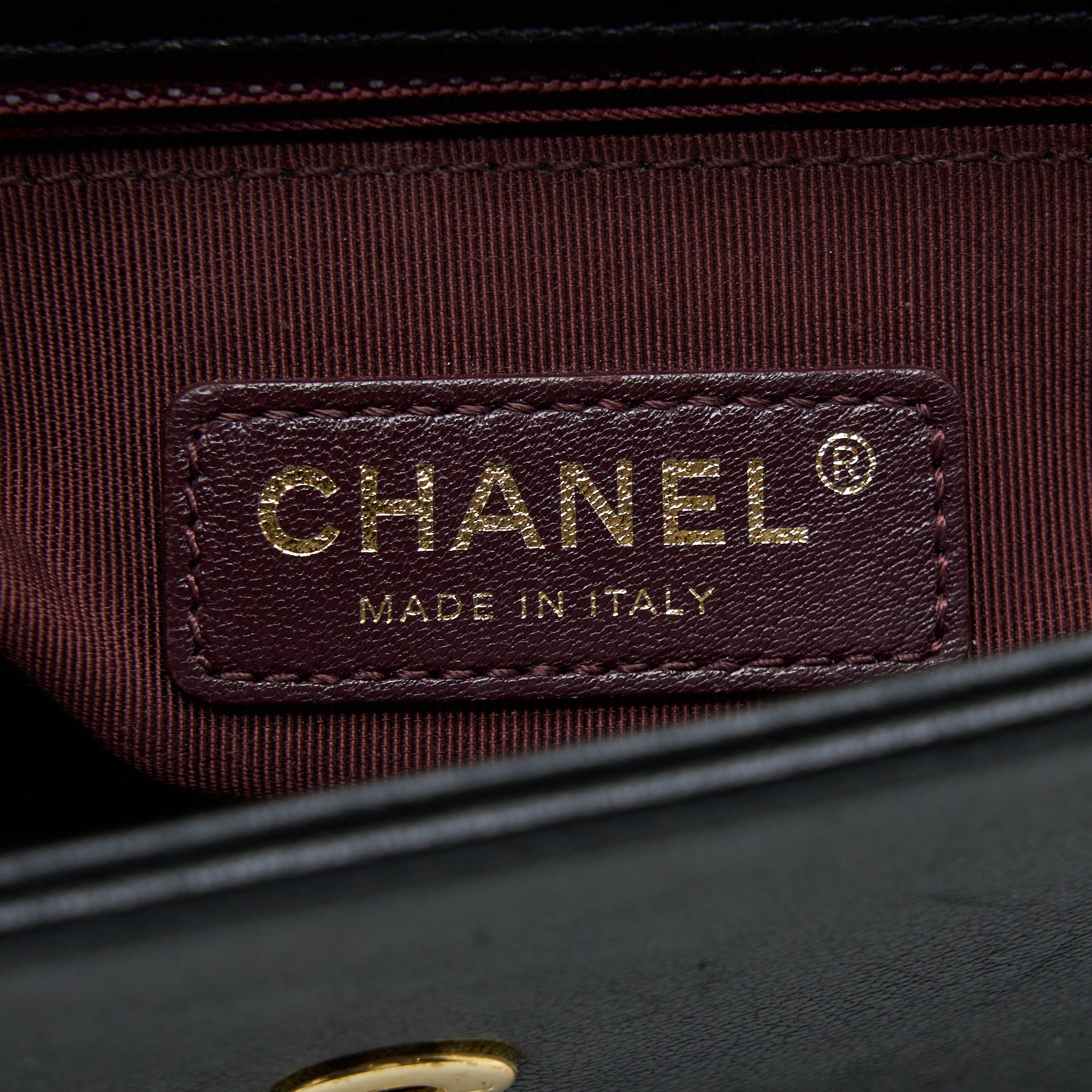 CHANEL SEASONAL QUILTED FLAP BAG CALFKSKIN BLACK MULTICOLOUR HARDWARE