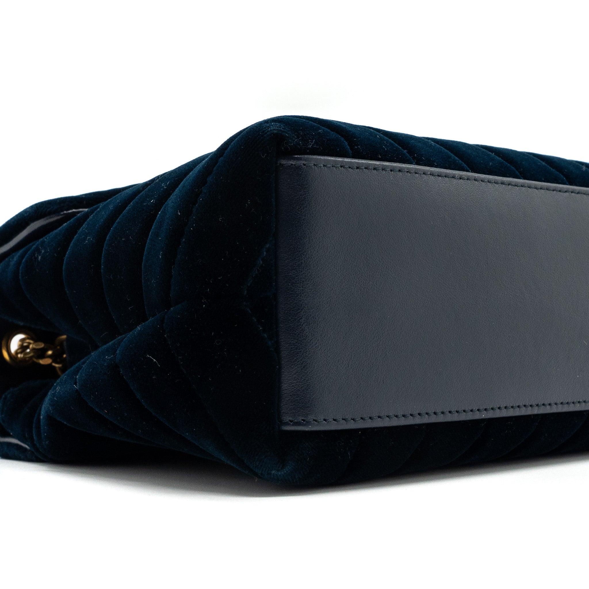 SAINT LAURENT /YSL MEDIUM LOU LOU IN VELVET BLUE GHW