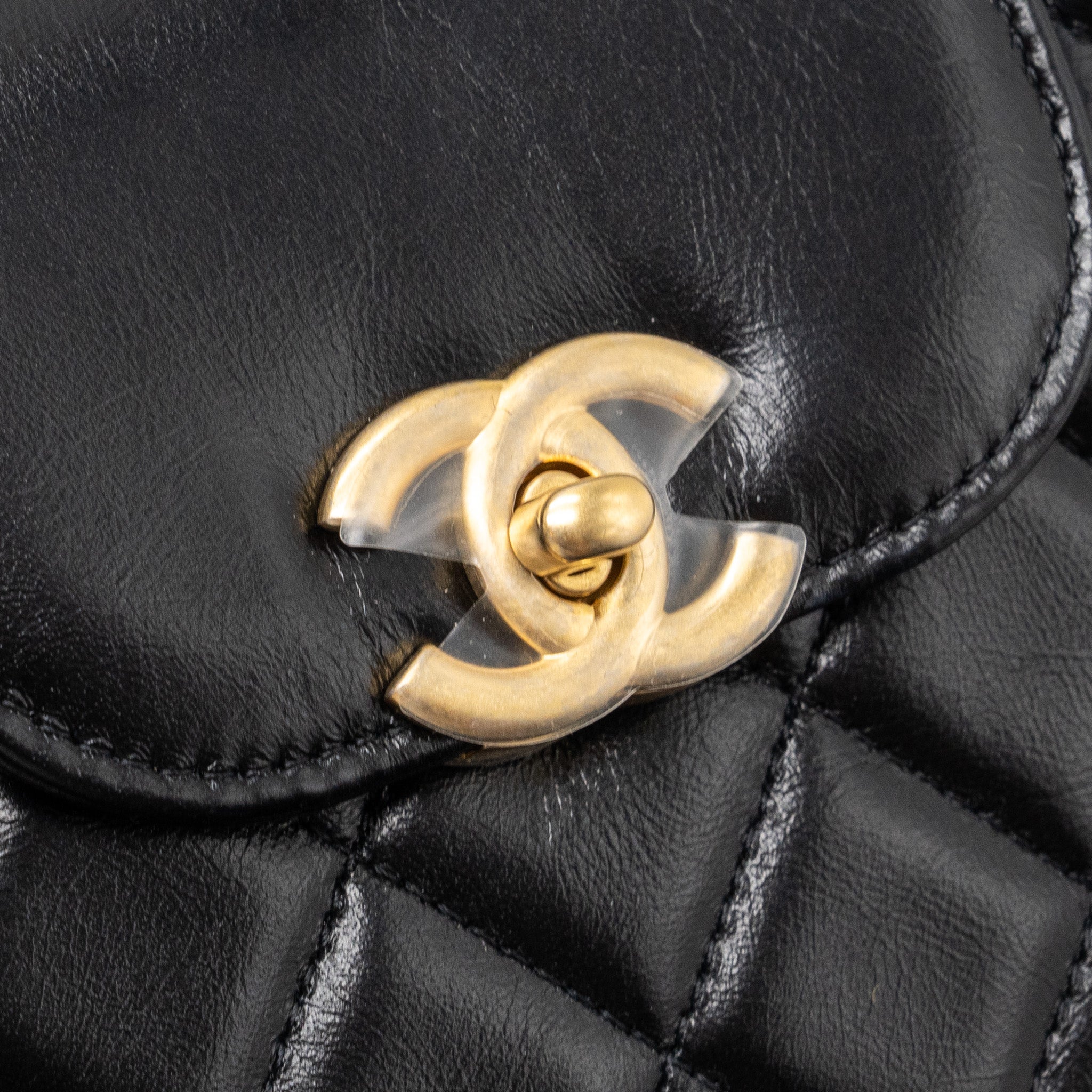CHANEL 23K MINI SHOPPING TOTE CALFSKIN BLACK GHW(MICROCHIP)
