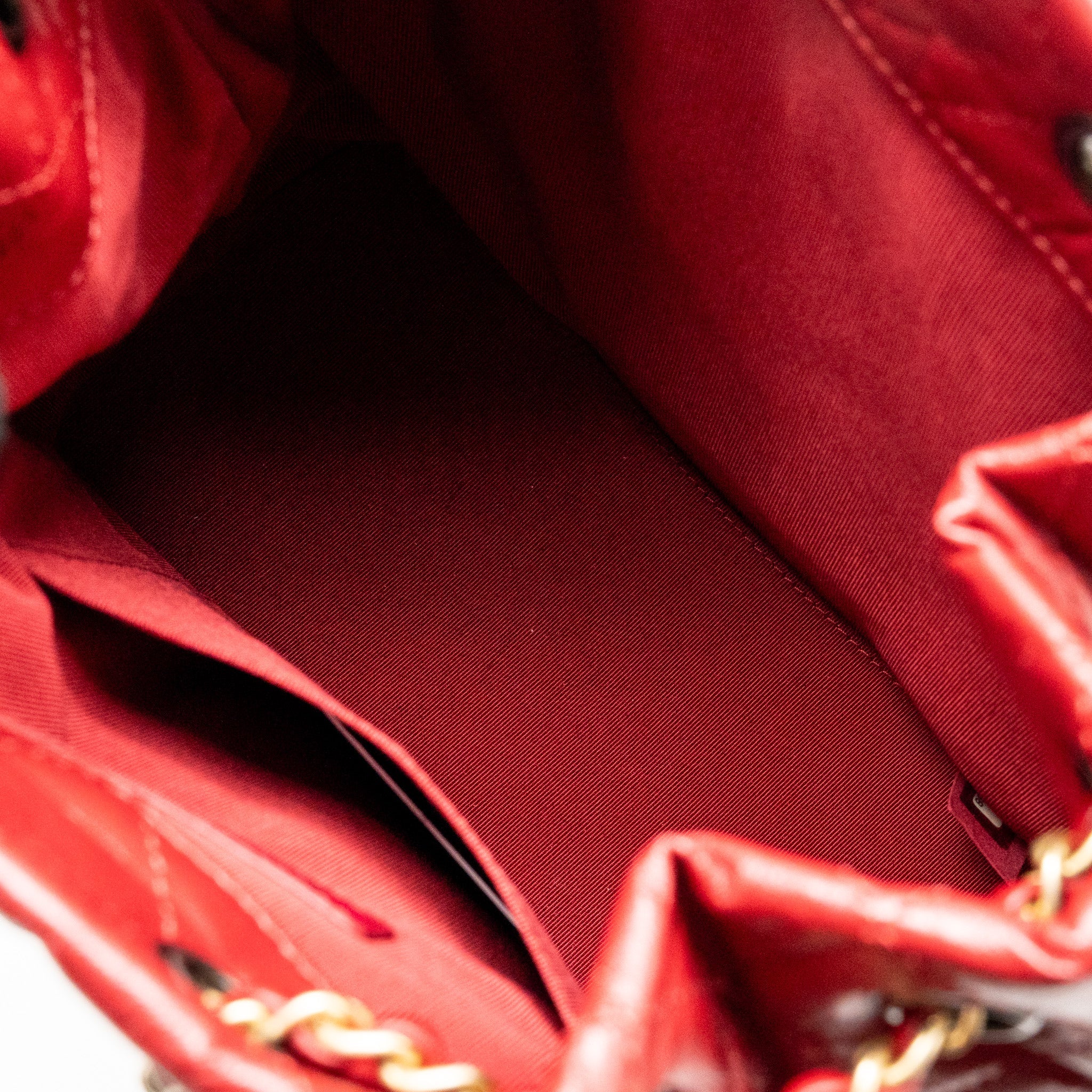 CHANEL SMALL GABRIELLE BACKPACK CALFSKIN RED MULTICOLOUR HARDWARE
