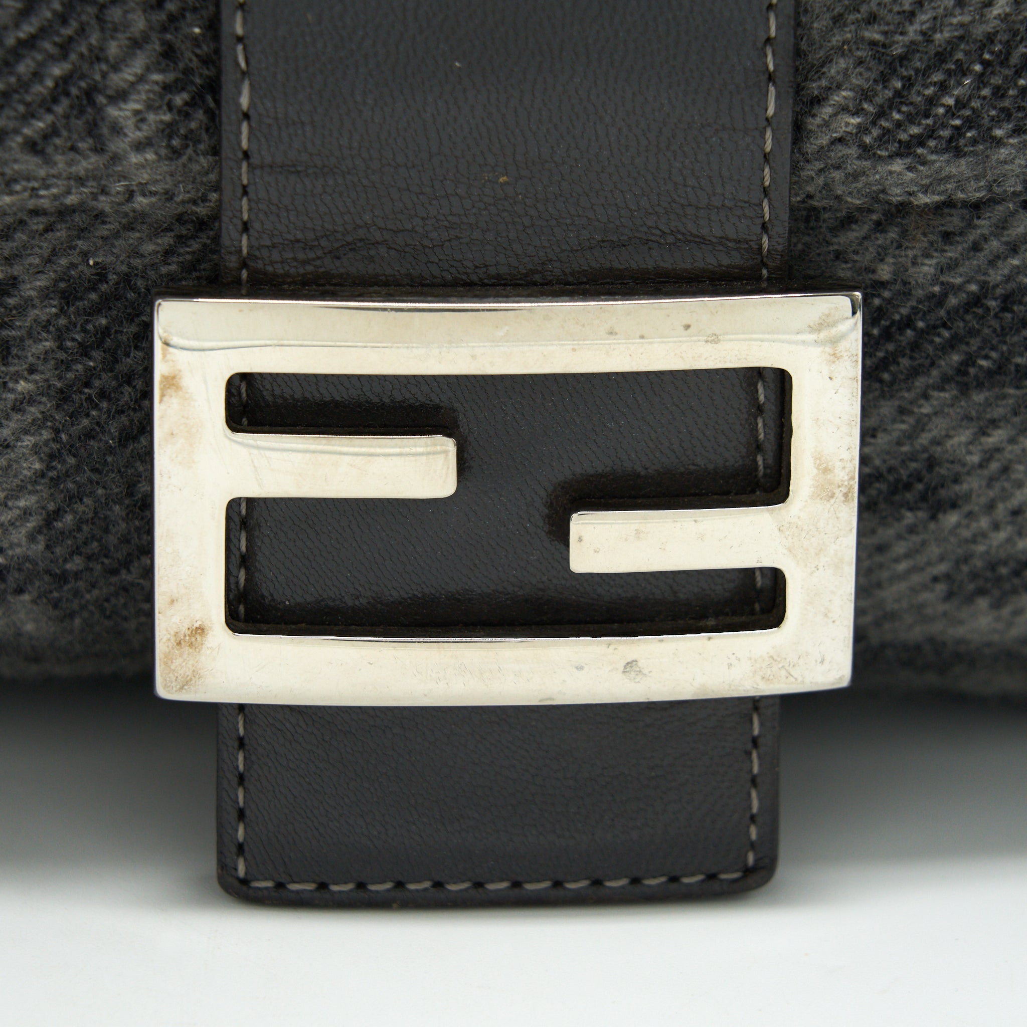 FENDI BAGUETTE IN SOFT TWEED GREY