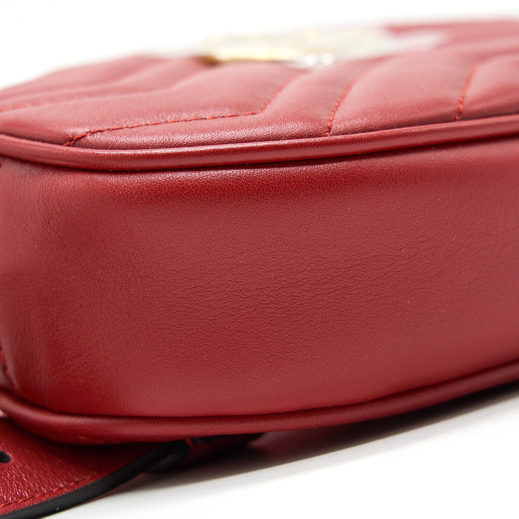 GUCCI SIZE85 GG MARMONT LEATHER BELT BAG RED