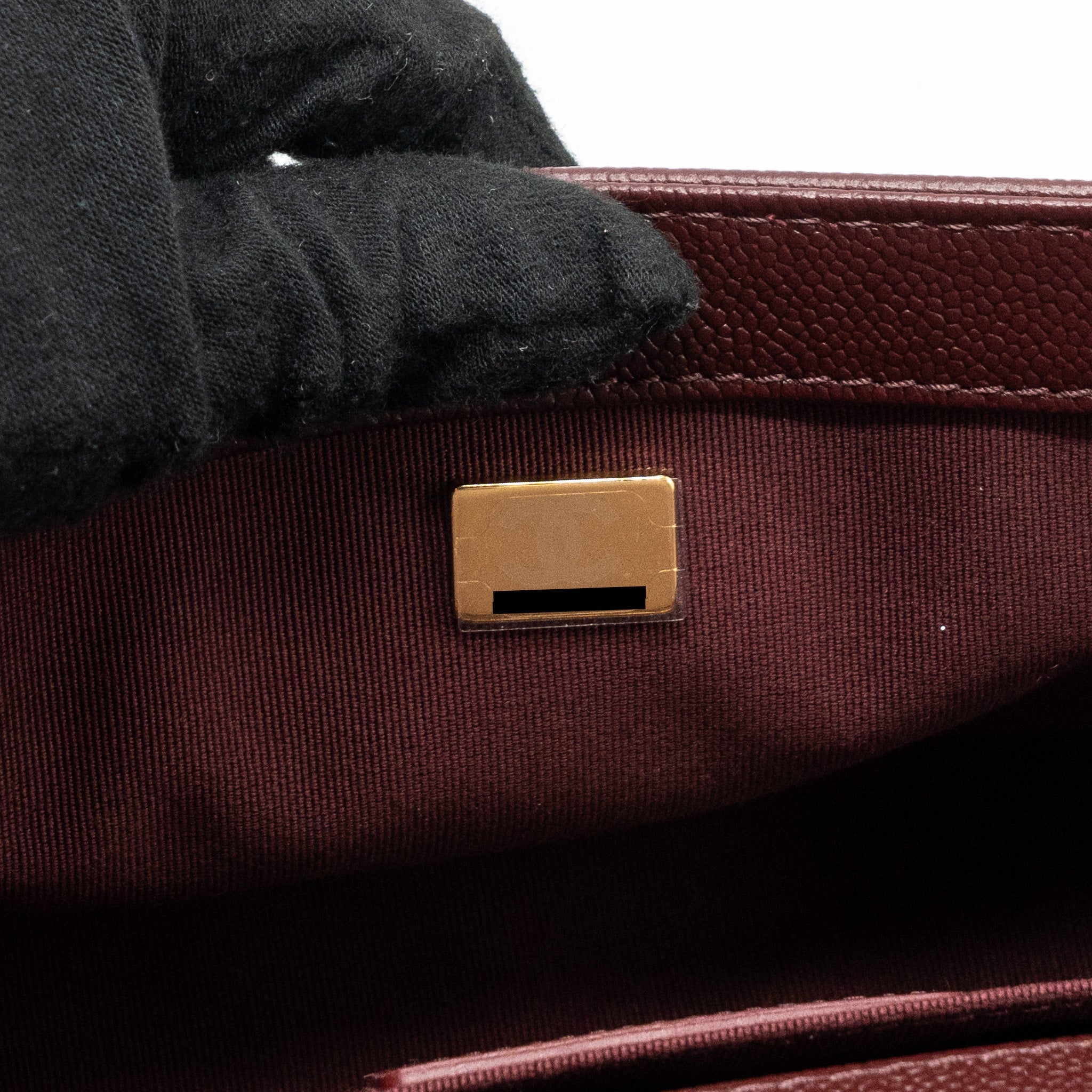 CHANEL MEDIUM BOY BAG LIMITED EDITION CAVIAR BURGUNDY GHW(MICROCHIP)