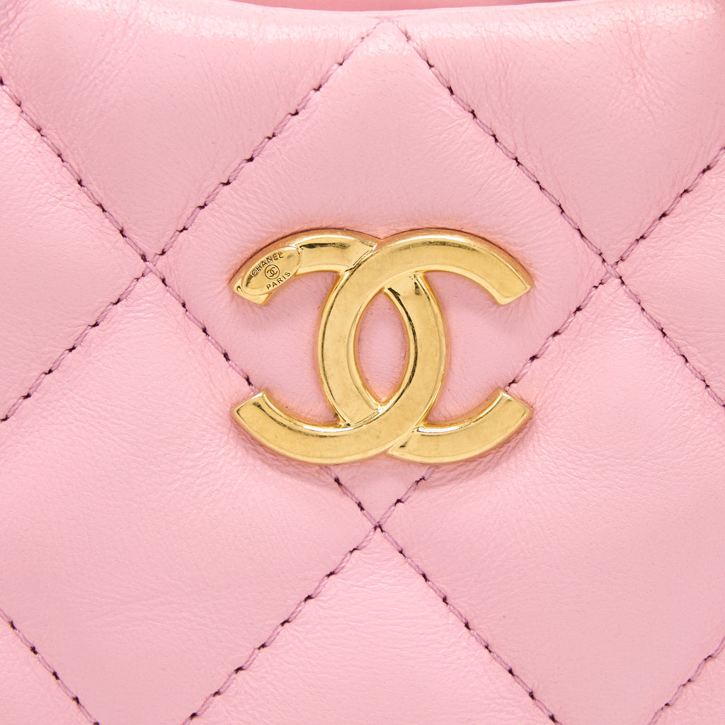 CHANEL 22K HOBO BAG LOGO CHAIN LAMBSKIN PINK GHW (MICROCHIP)