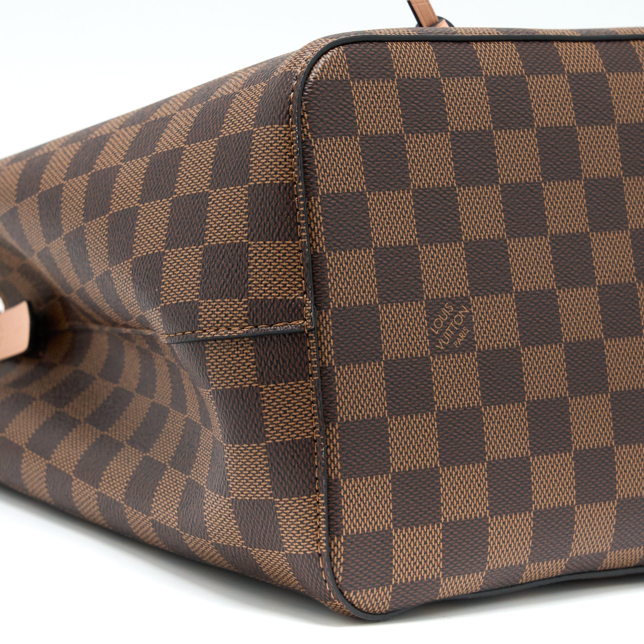 LOUIS VUITTON NEONOE DAMIER EBENE CANVAS VENUS GHW (NEW VERSION)