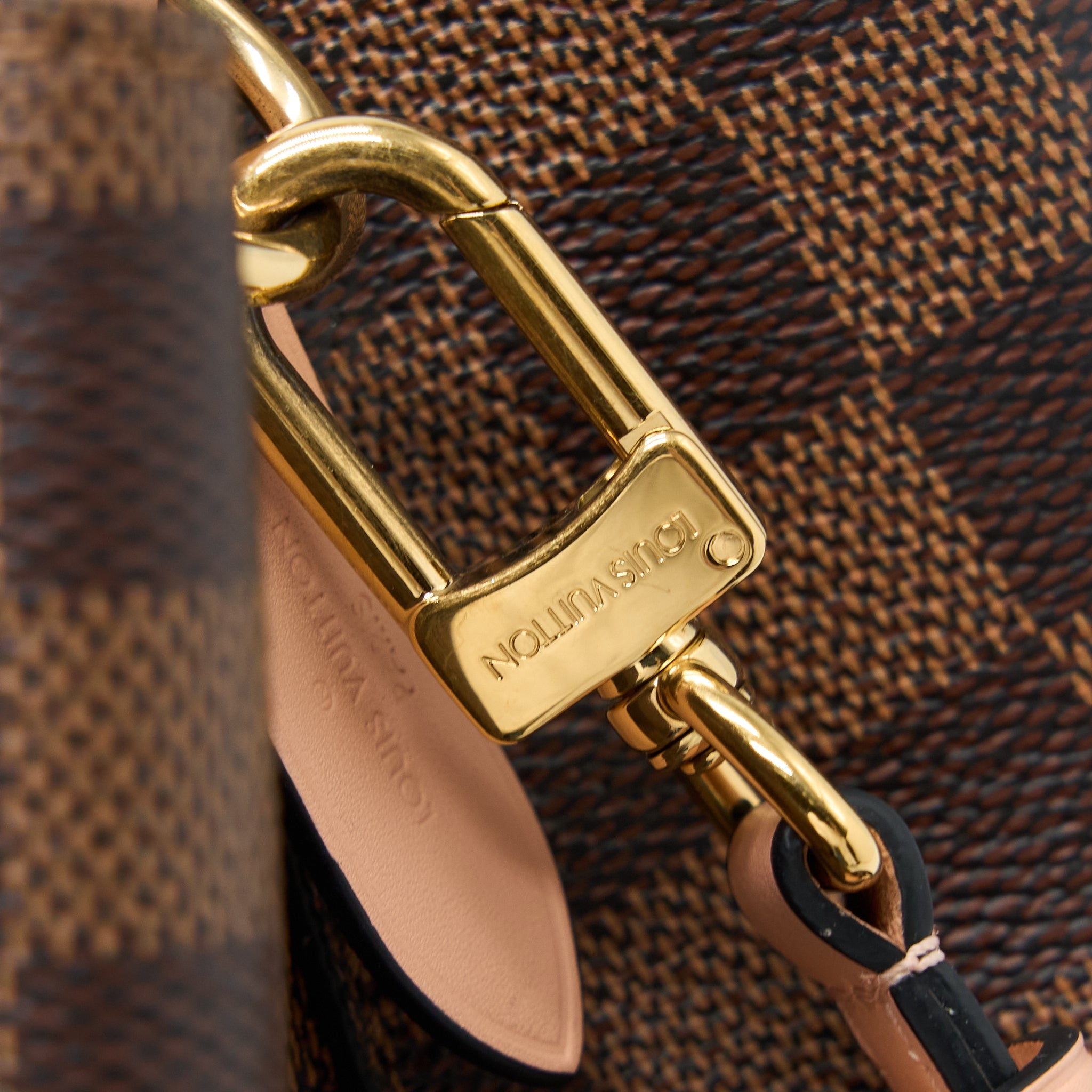 LOUIS VUITTON NEONOE DAMIER EBENE CANVAS VENUS GHW (NEW VERSION)