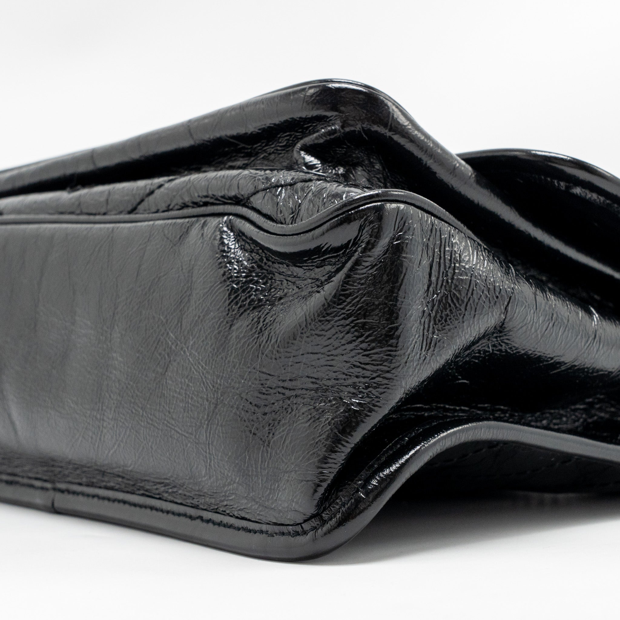 SAINT LAURENT / YSL MEDIUM NIKI CALFSKIN BLACK SHW