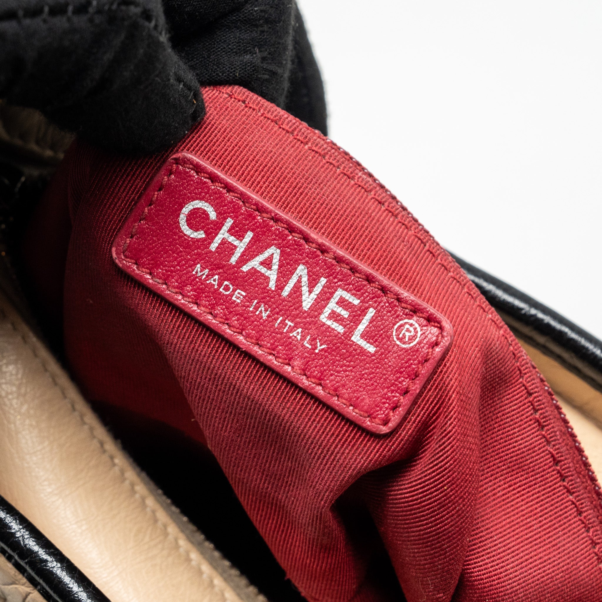 CHANEL SMALL GABRIELLE HOBO BAG CALFSKIN BEIGE MULTICOLOUR HARDWARE