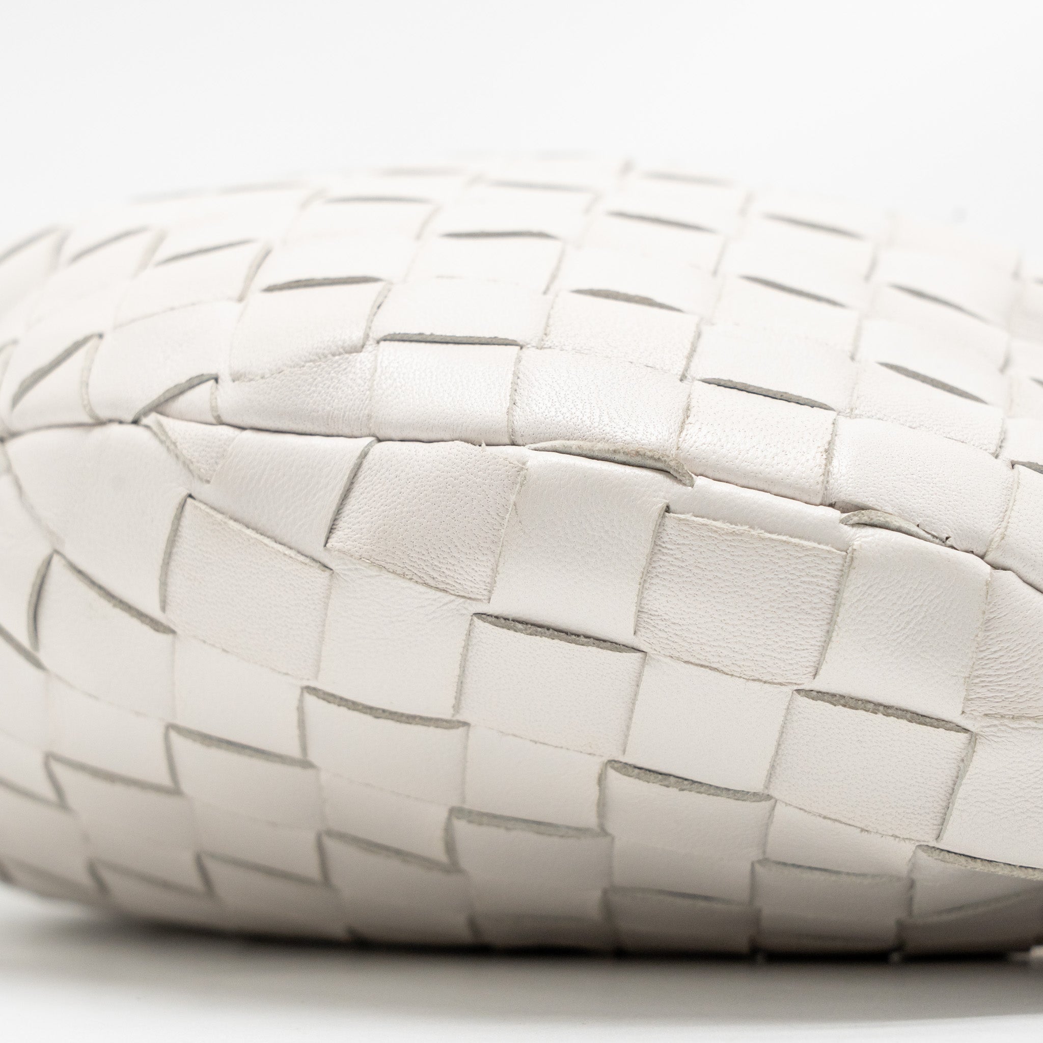 BOTTEGA VENETA MINI JODIE LAMBSKIN WHITE GHW