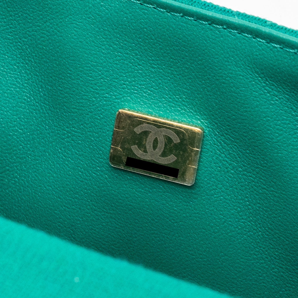 CHANEL 23A CLASSIC FLAP CLUTCH FABRIC GREEN LGHW(MICROCHIP)