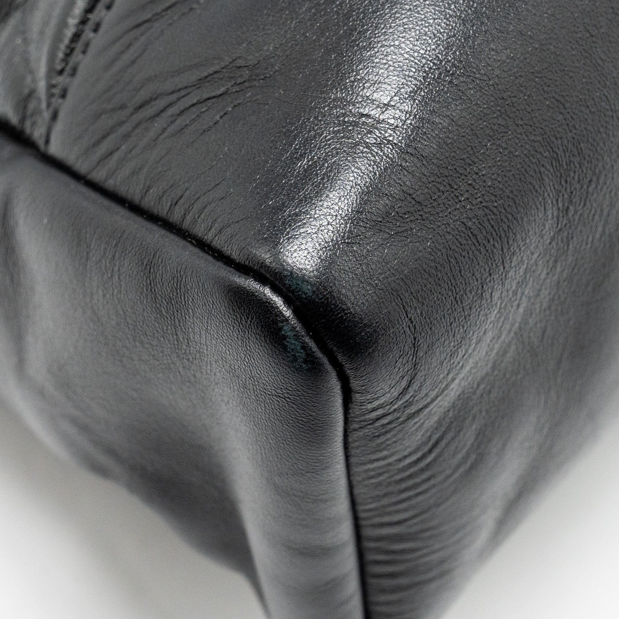 CHANEL 31 BAG CALFSKIN BLACK SHW