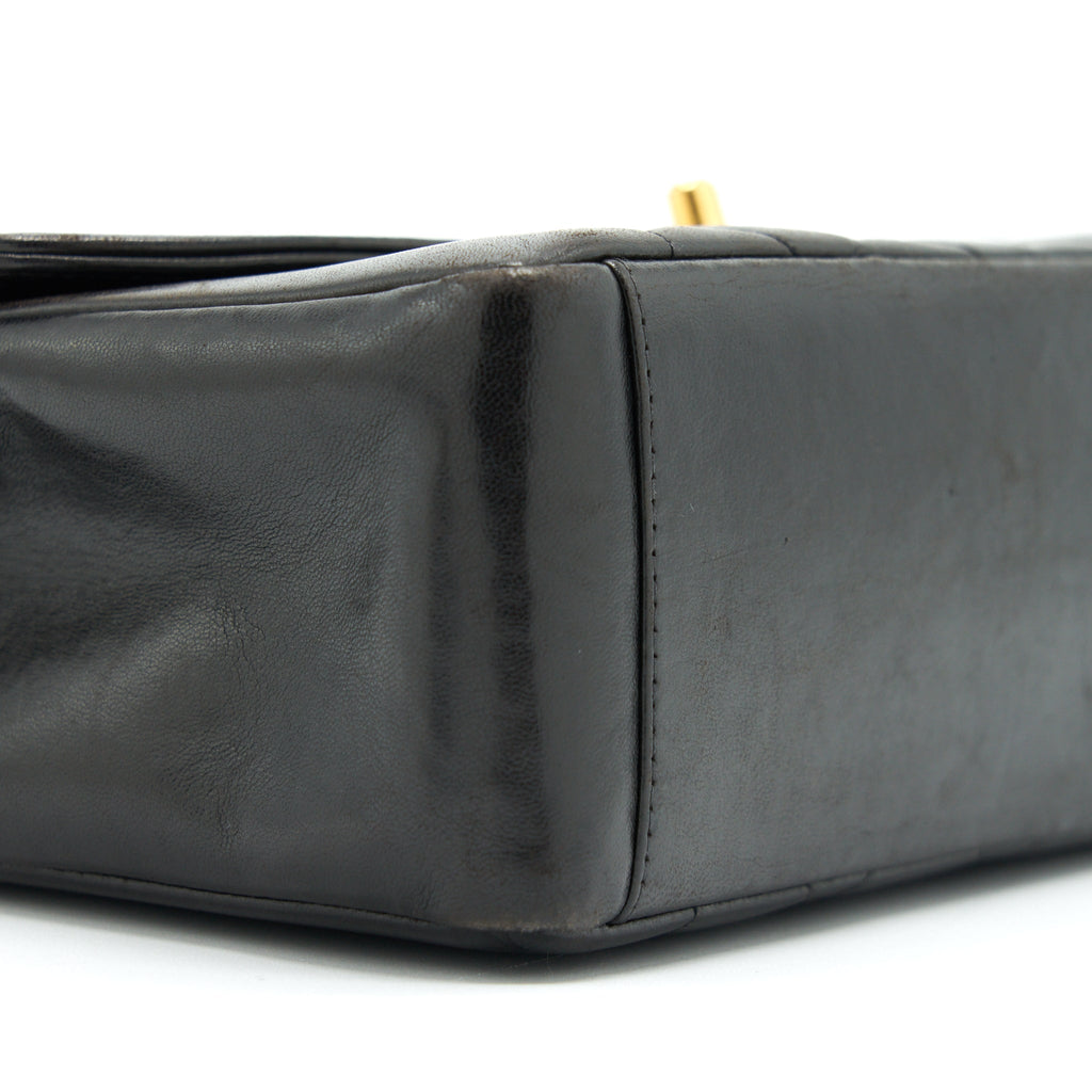 CHANEL VINTAGE MEDIUM DIANA FLAP BAG LAMBSKIN BLACK GHW