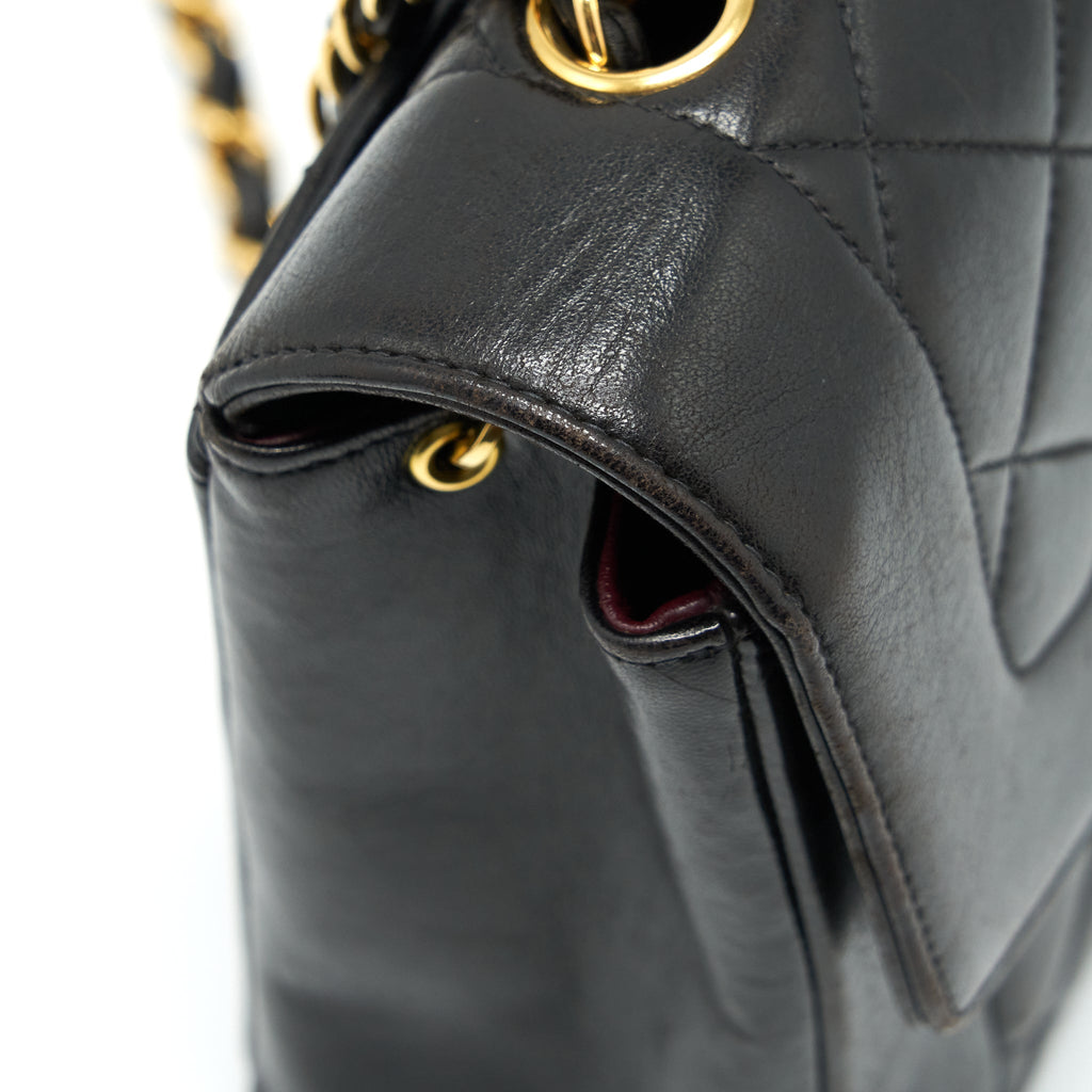 CHANEL VINTAGE MEDIUM DIANA FLAP BAG LAMBSKIN BLACK GHW
