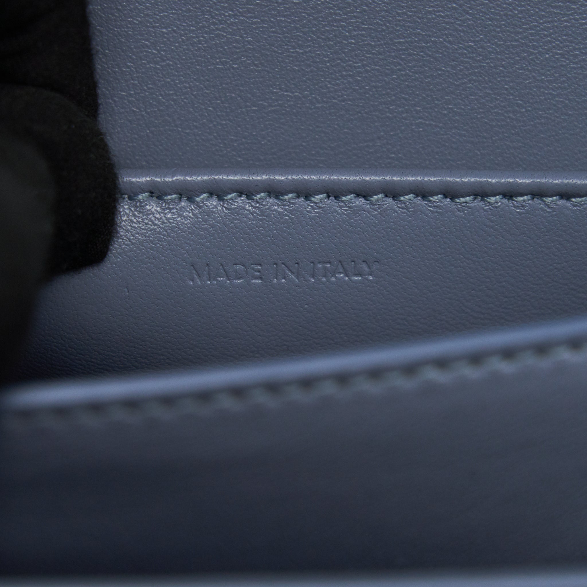 CELINE TEEN CLASSIC BAG IN CALFSKIN LIEGE ARCTIC BLUE