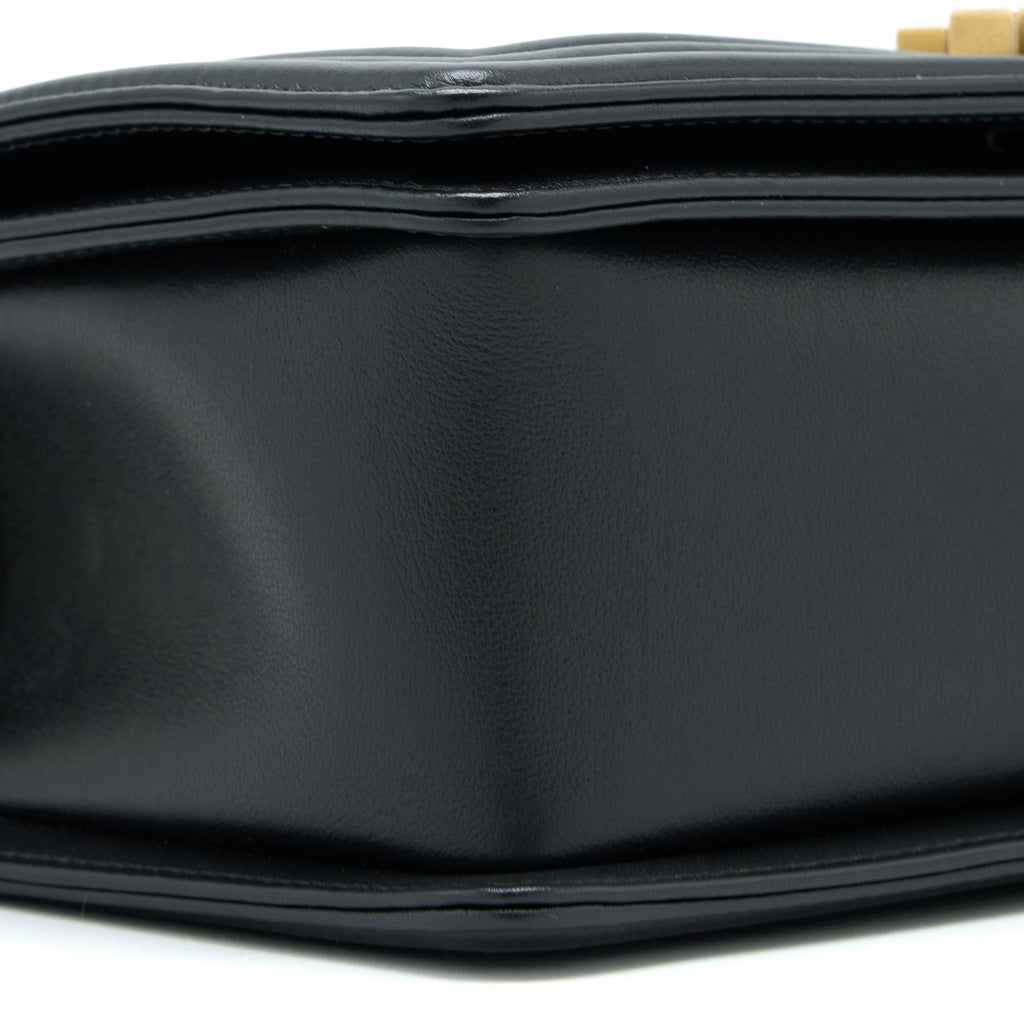 CHANEL MEDIUM BOY BAG LAMBSKIN BLACK BRUSHED GHW (MICROCHIP)