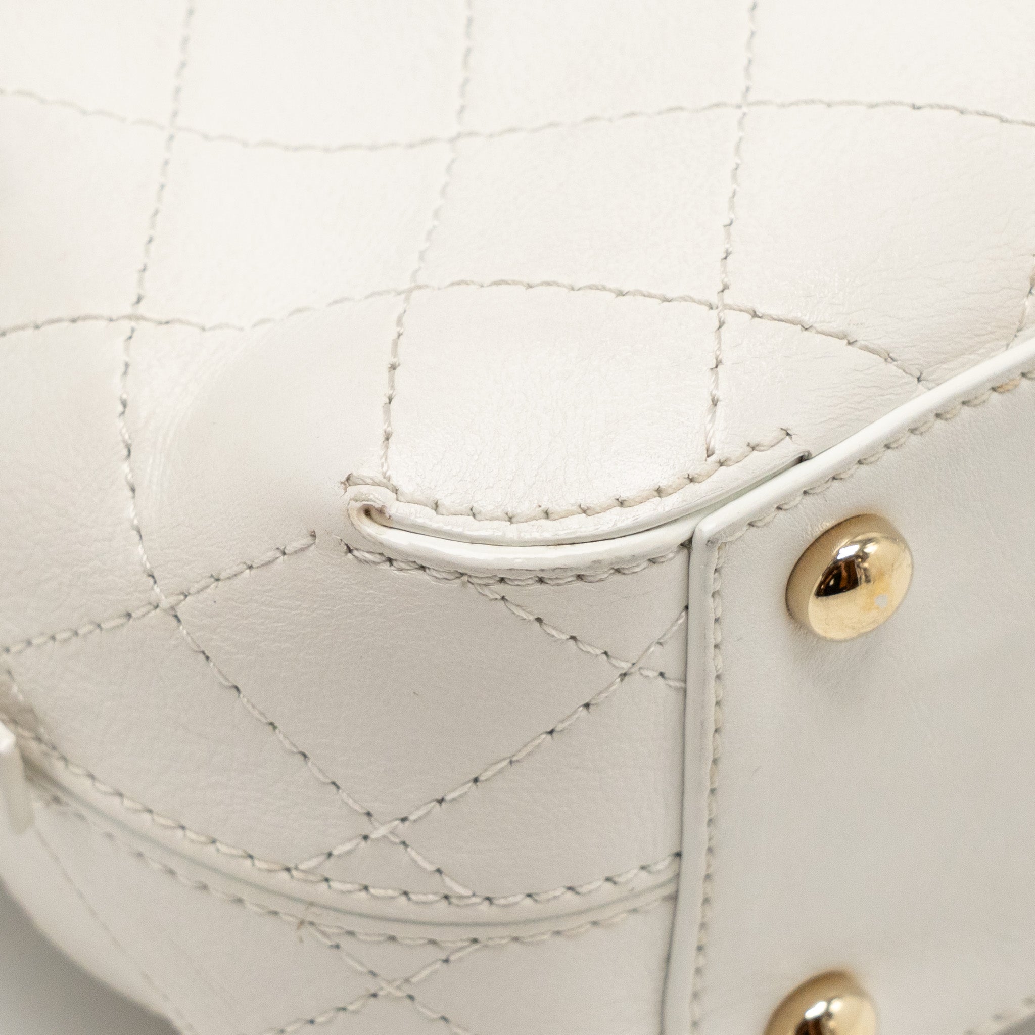 CHANEL MINI CAMERA BAG WITH CHAIN CALFSKIN WHITE LGHW