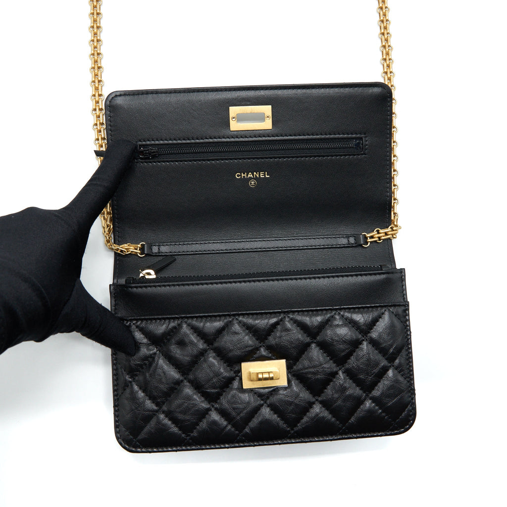 CHANEL 2.55 REISSUE WALLET ON CHAIN AGED CALFSKIN BLACK GHW (MICROCHIP)