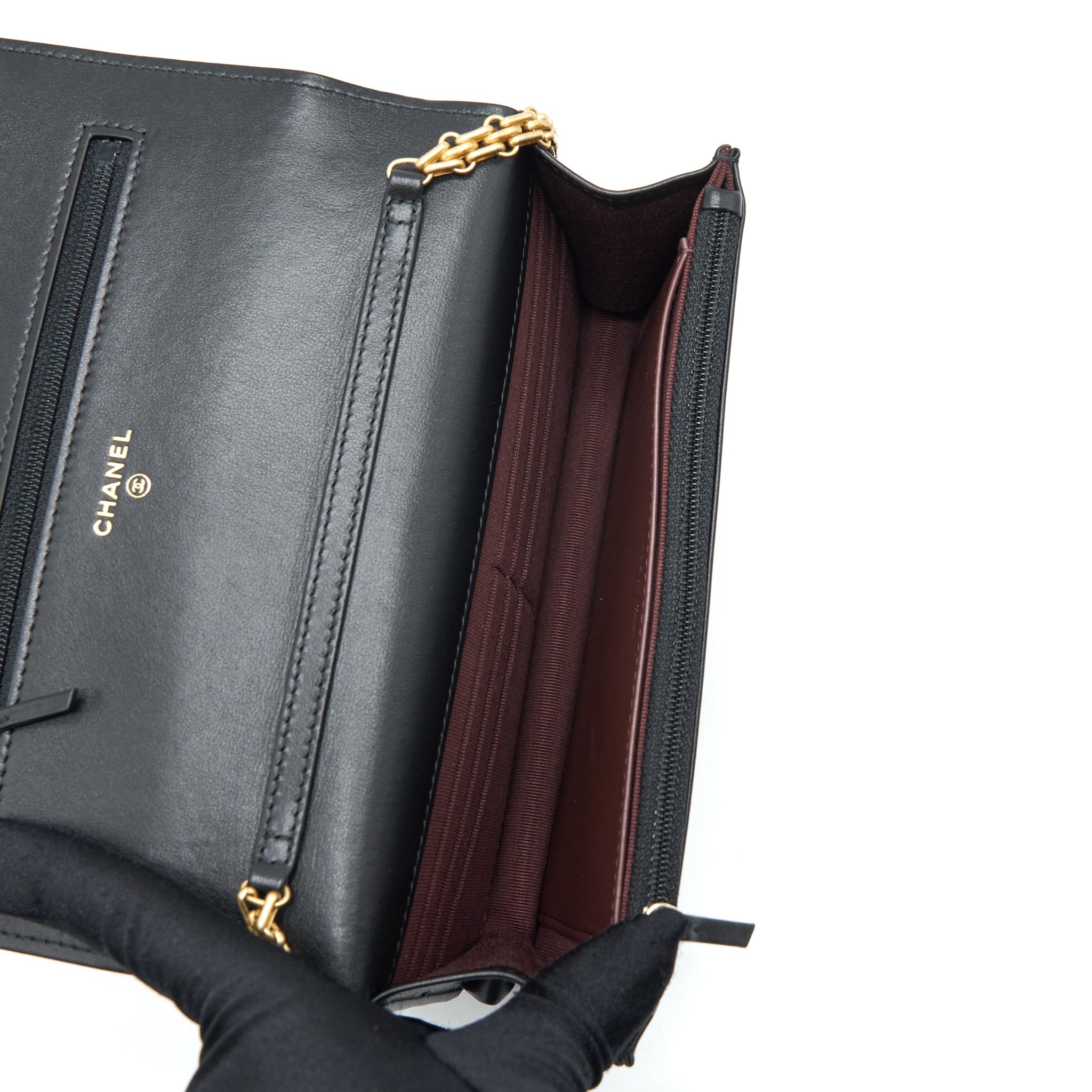 CHANEL 2.55 REISSUE WALLET ON CHAIN AGED CALFSKIN BLACK GHW (MICROCHIP)