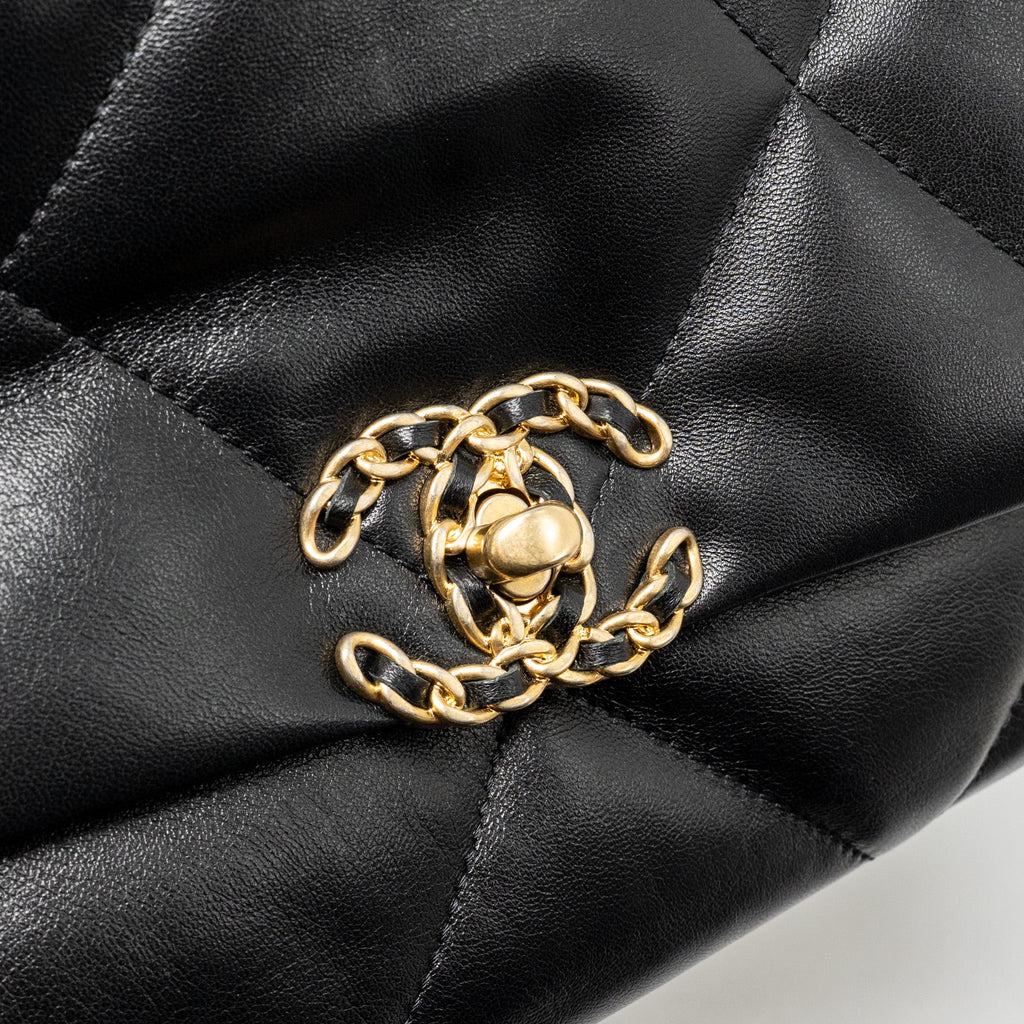 CHANEL SMALL 19 BAG GOATSKIN BLACK MULTICOLOR HARDWARE
