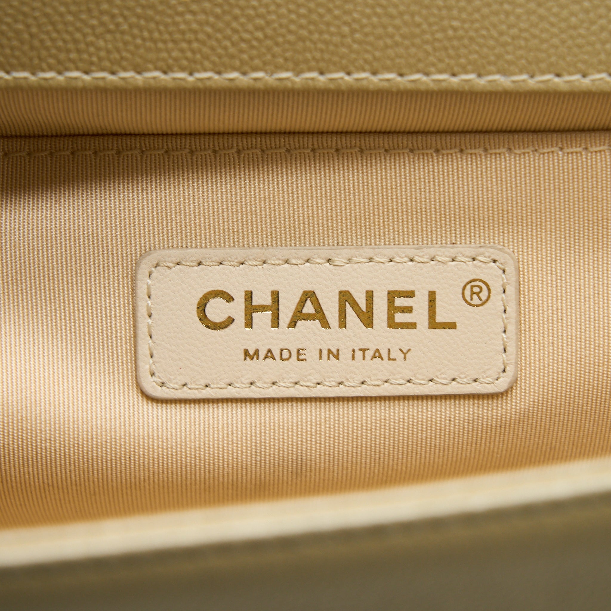 CHANEL MEDIUM BOY CAVIAR GOLD LGHW