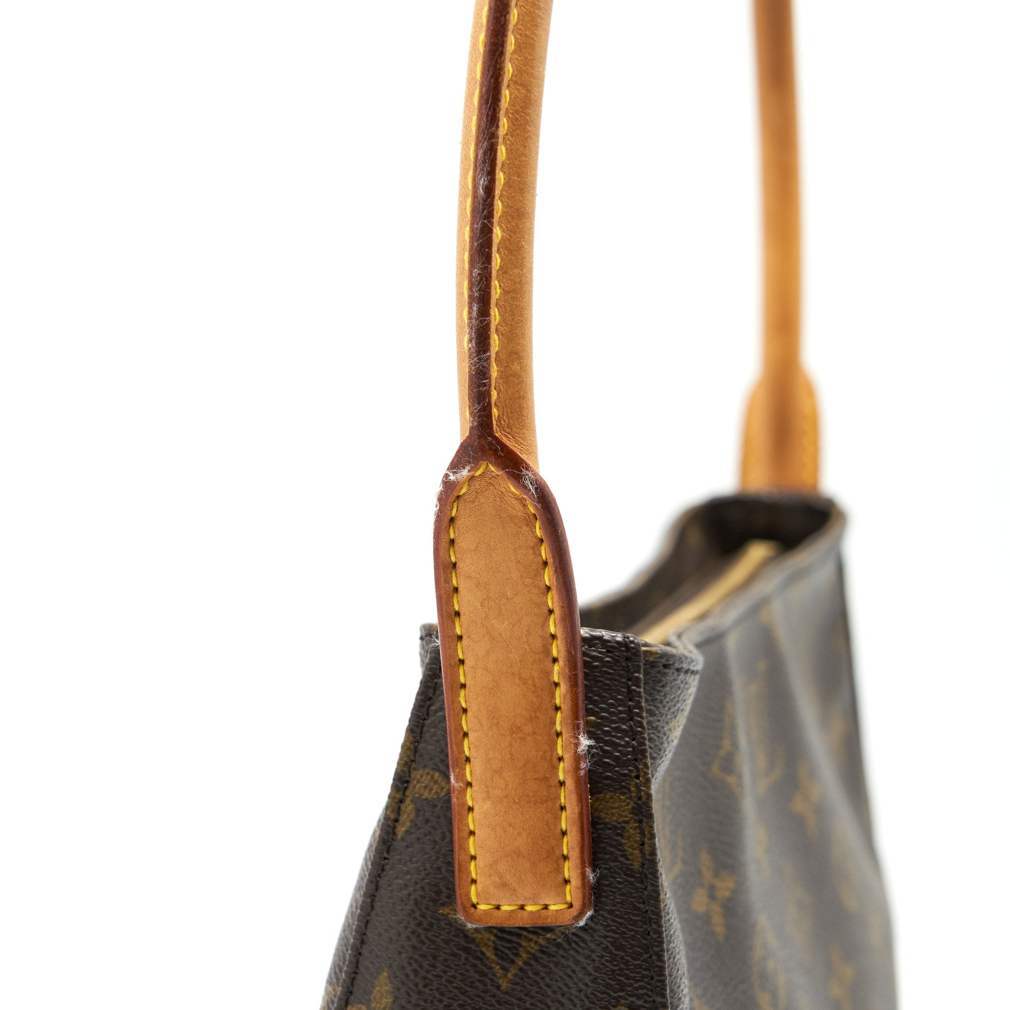 LOUIS VUITTON VINTAGE LOOPING BAG