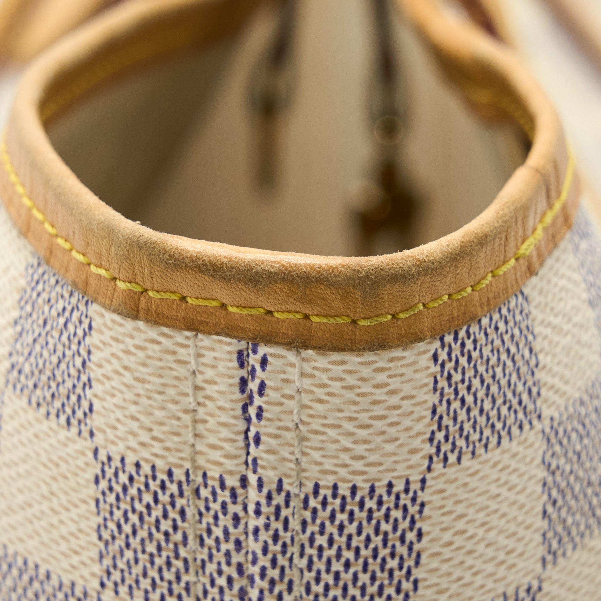 LOUIS VUITTON NEVERFULL MM DAMIER AZUR GHW