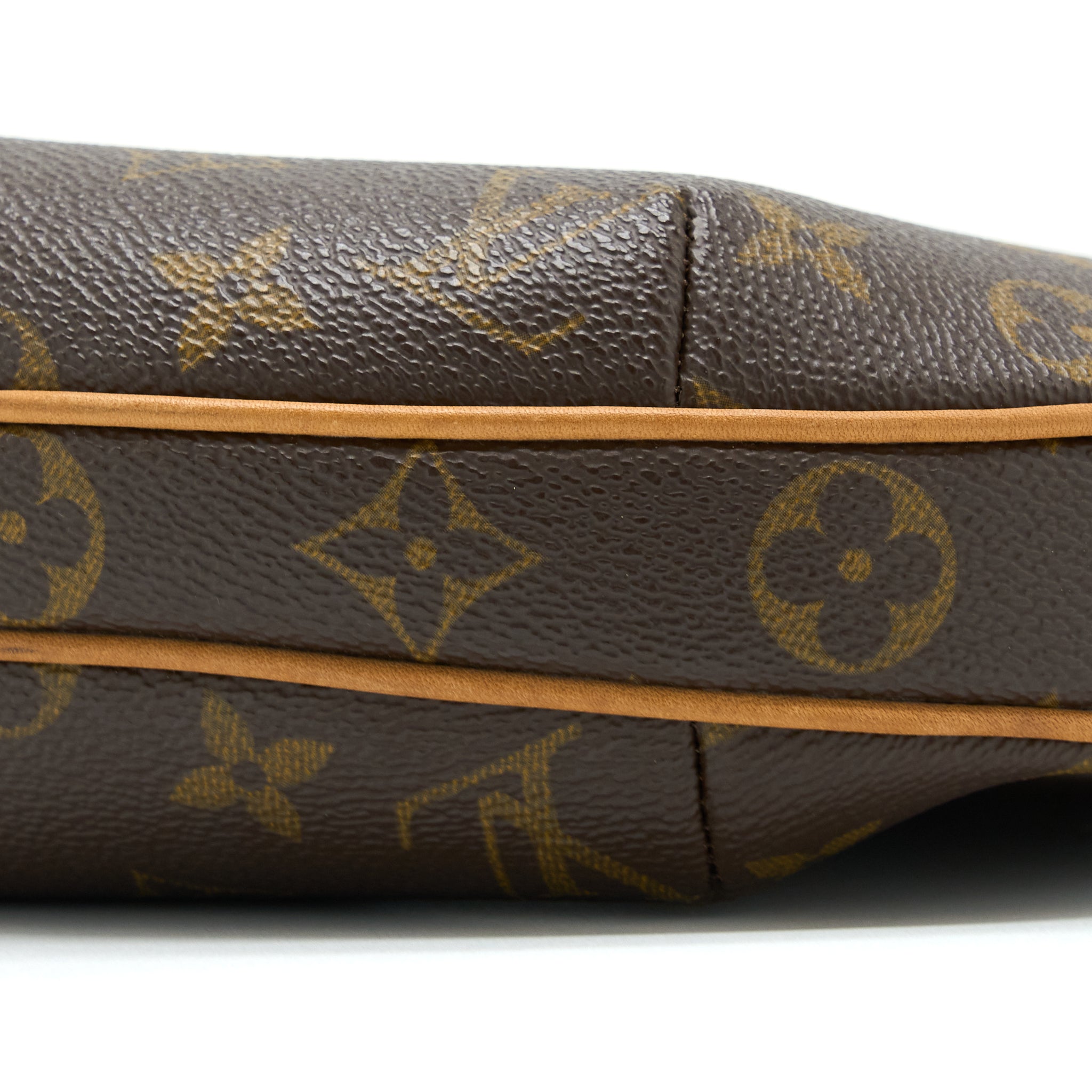 LOUIS VUITTON CROISSANT BAG MONOGRAM CANVAS GHW