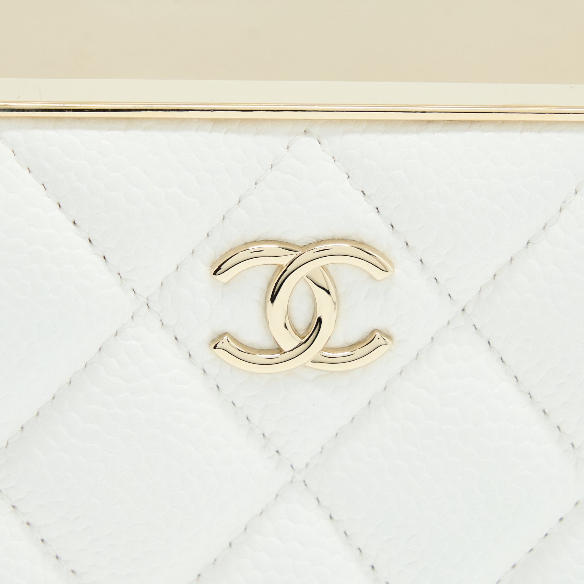 CHANEL VERTICAL EVENING CHAIN BAG CAVIAR WHITE LGHW (MICROCHIP)