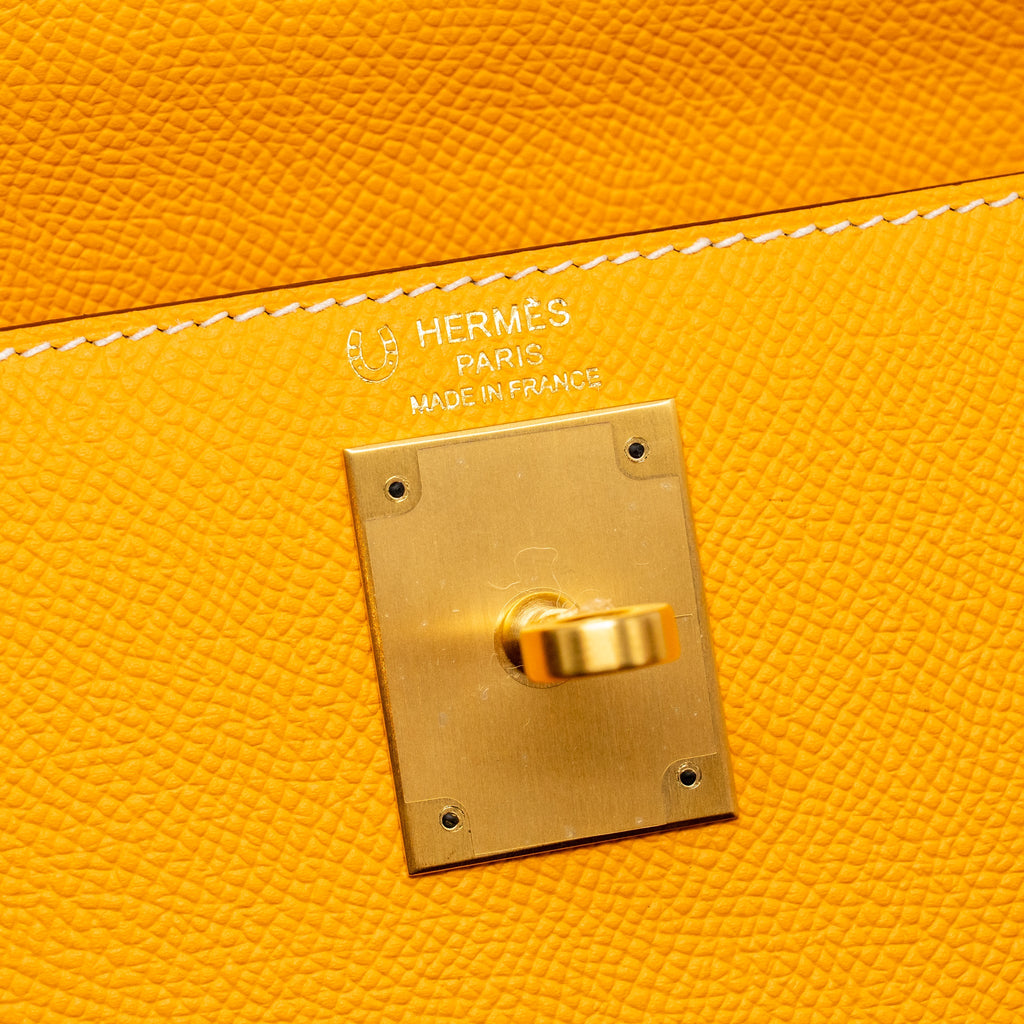 HERMES KELLY 28 SPECIAL ORDER EPSOM JAUNE D’OR/CRAIE BRUSHED GHW