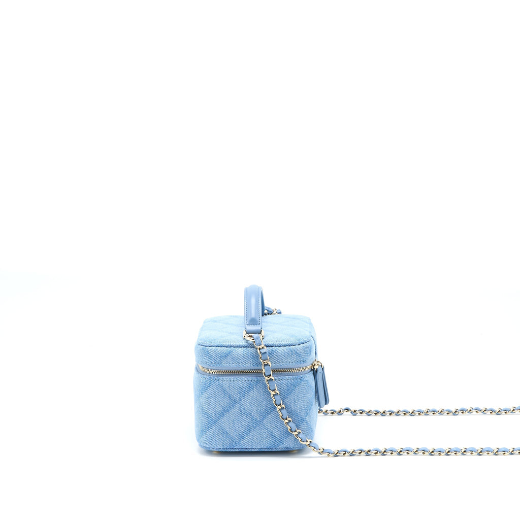 CHANEL VANITY CASE WITH CHAIN DENIM LGHW (MICROCHIP)