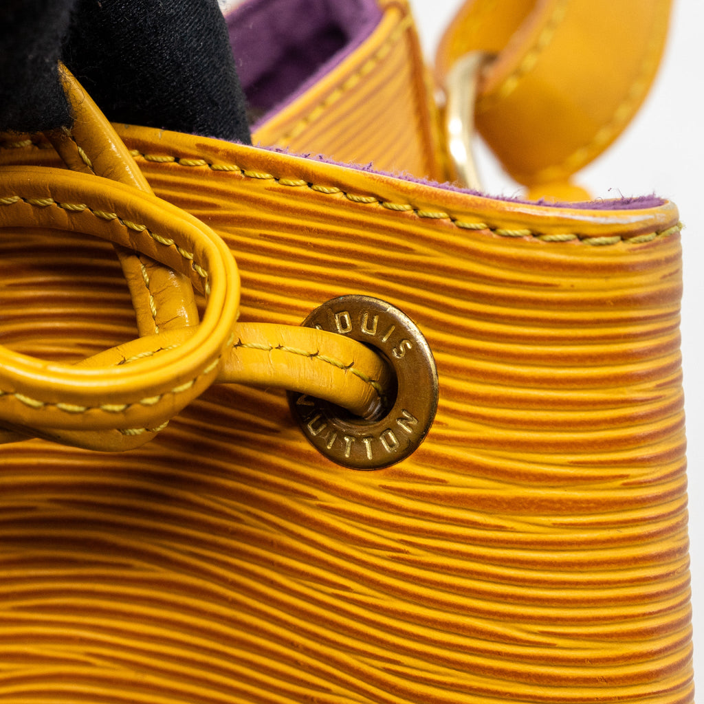 LOUIS VUITTON VINTAGE PETIT NOE EPI YELLOW GHW